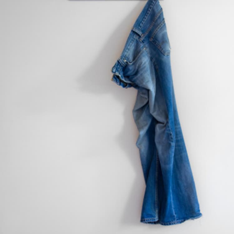 jeans-hanging