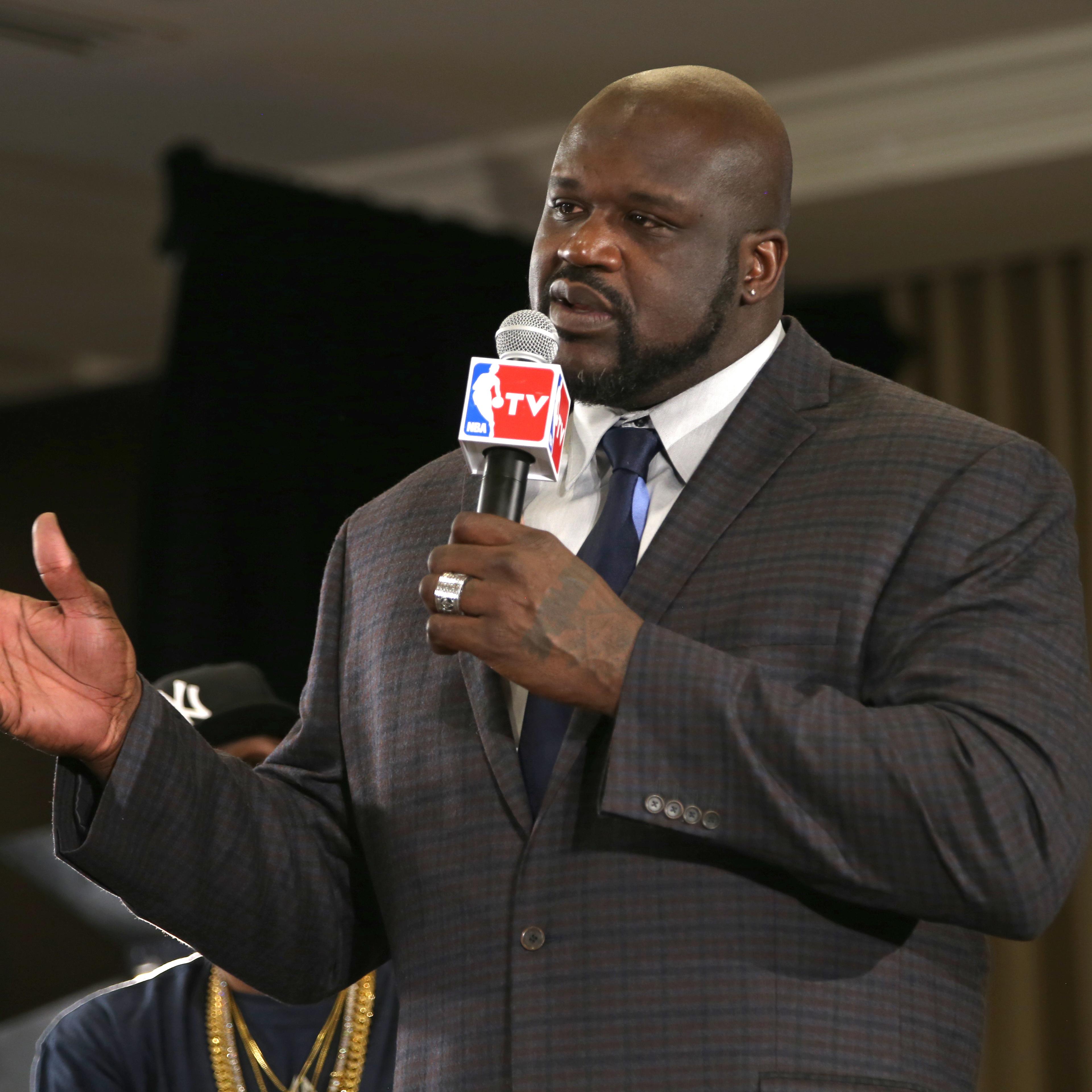 Shaquille O'Neal is announced as one of the finalist for the the Naismith Memorial Basketball Hall of Fame class of 2016.