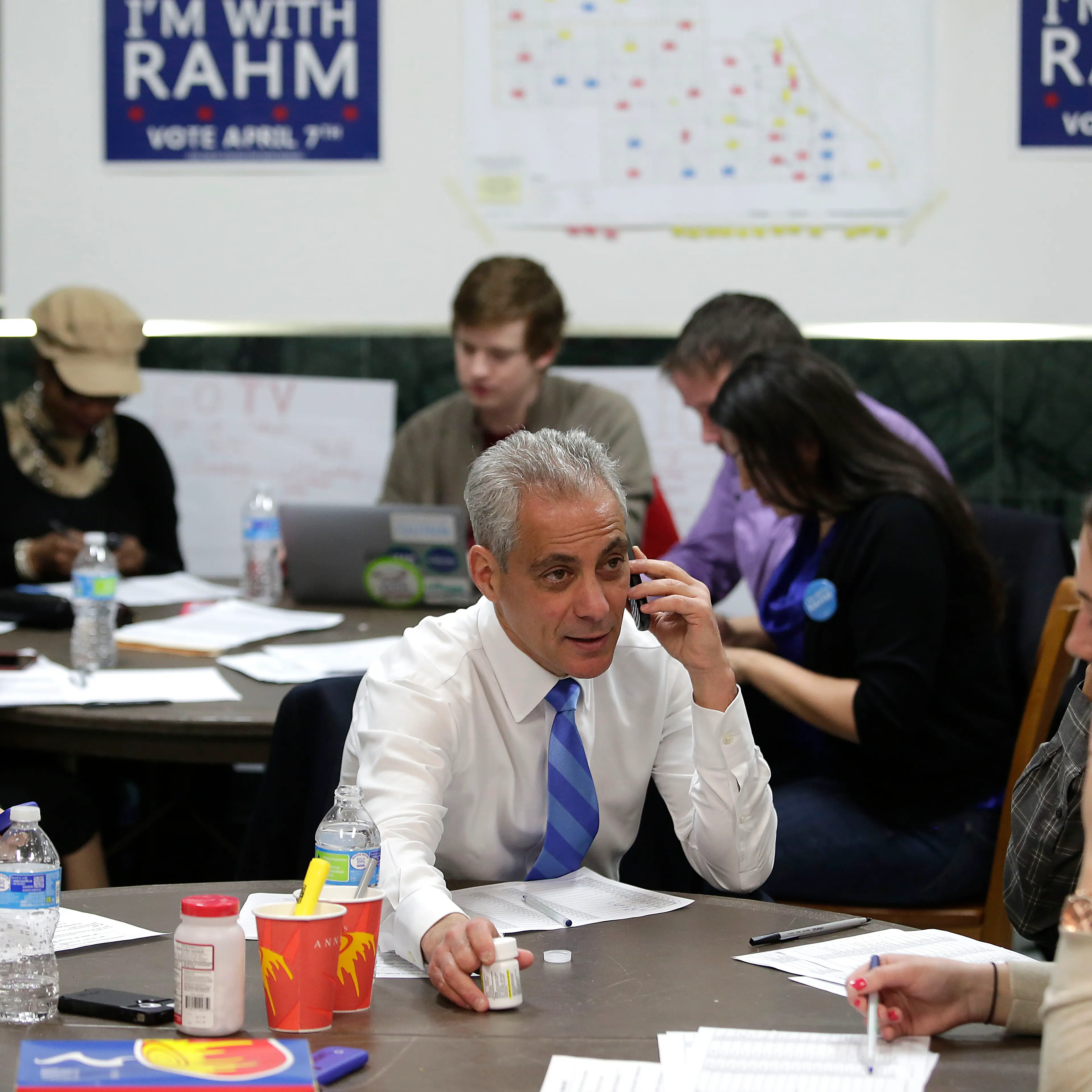 Chicago Mayoral Candidates Campaign Before Tuesday's Runoff Election