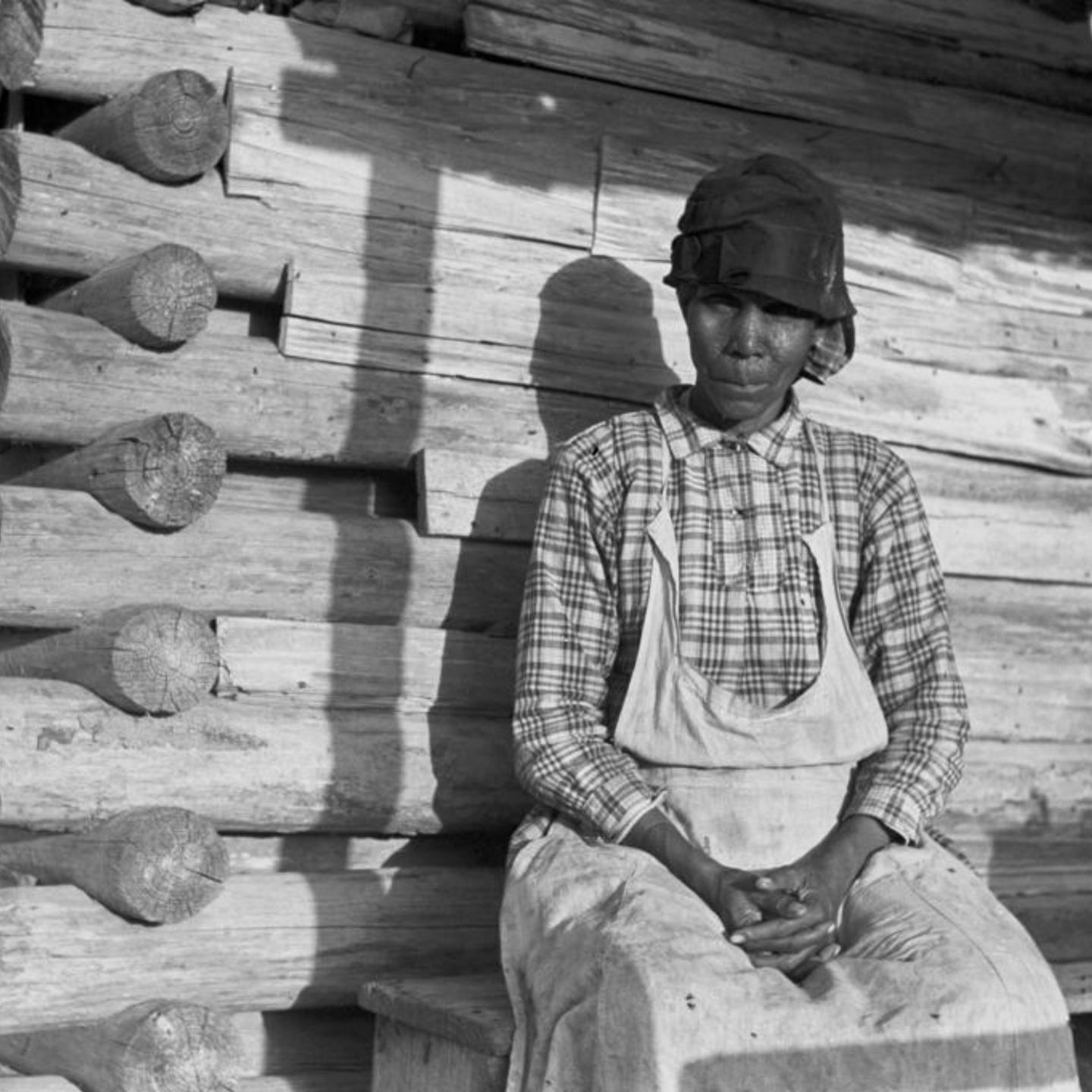Aunt Sally, old midwife, the only doctor or nurse ever heard of in Gees Bend