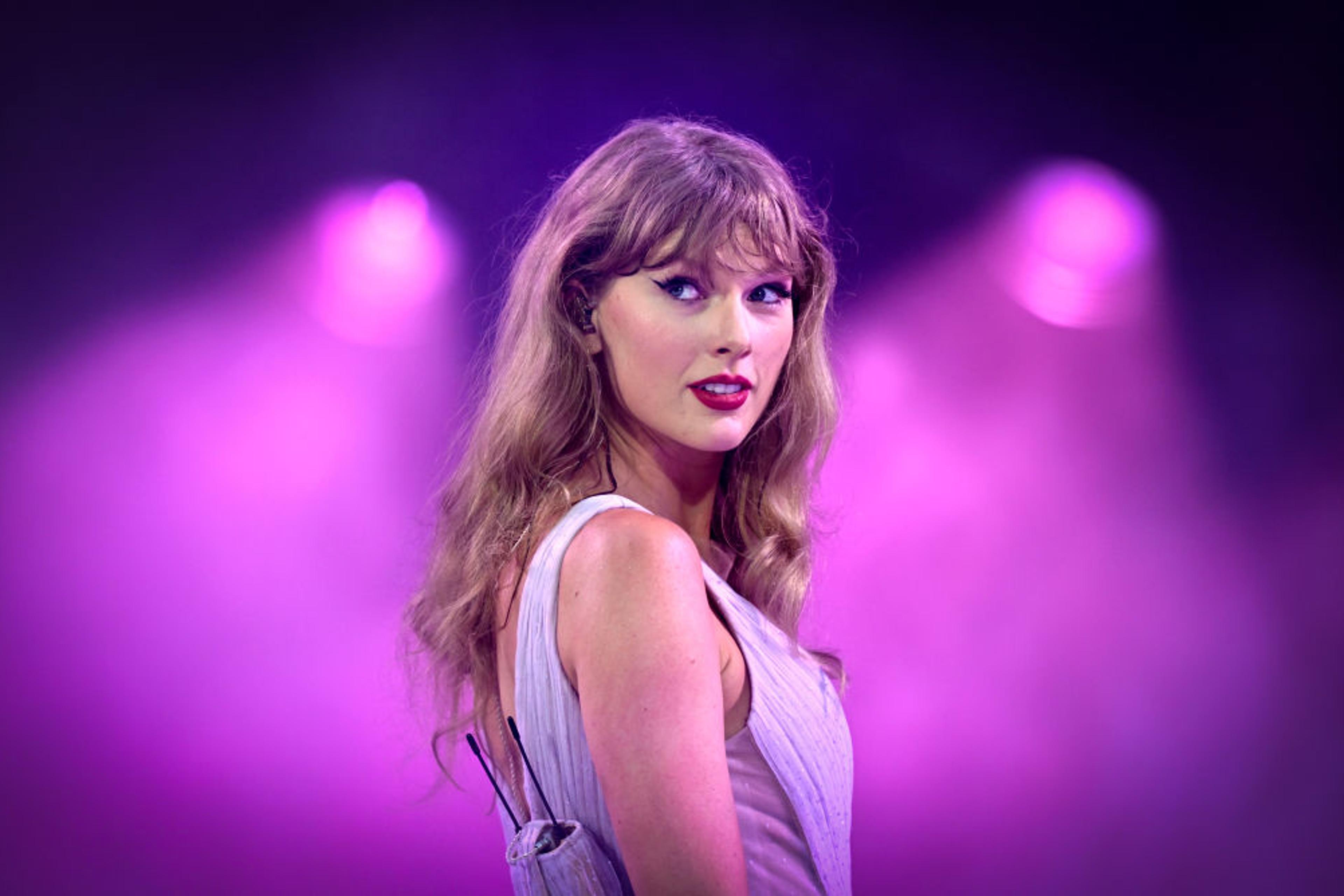 What to Know About Taylor Swift Buying Back Her Masters