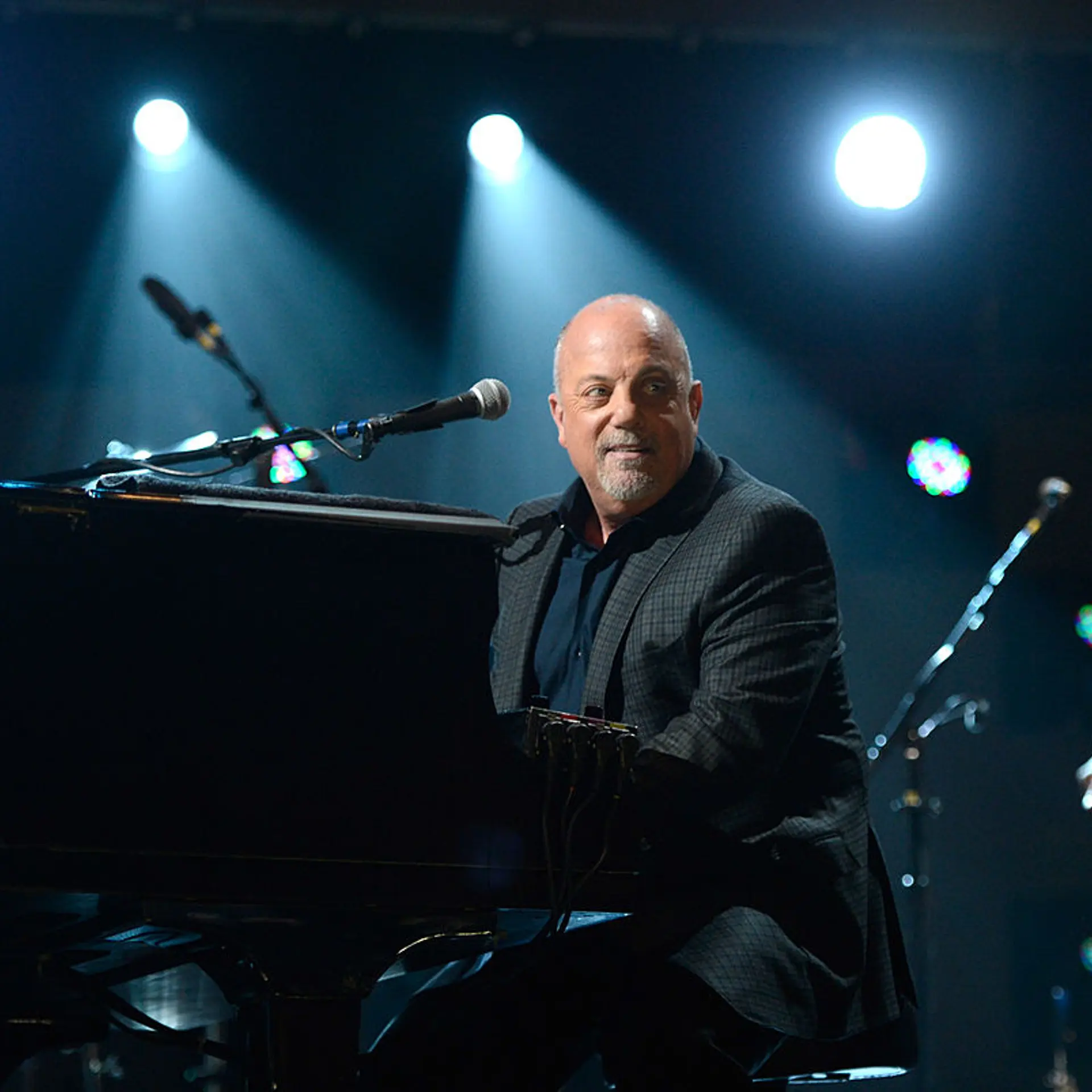 12-12-12 Concert Benefiting The Robin Hood Relief Fund To Aid The victims Of Hurricane - Show