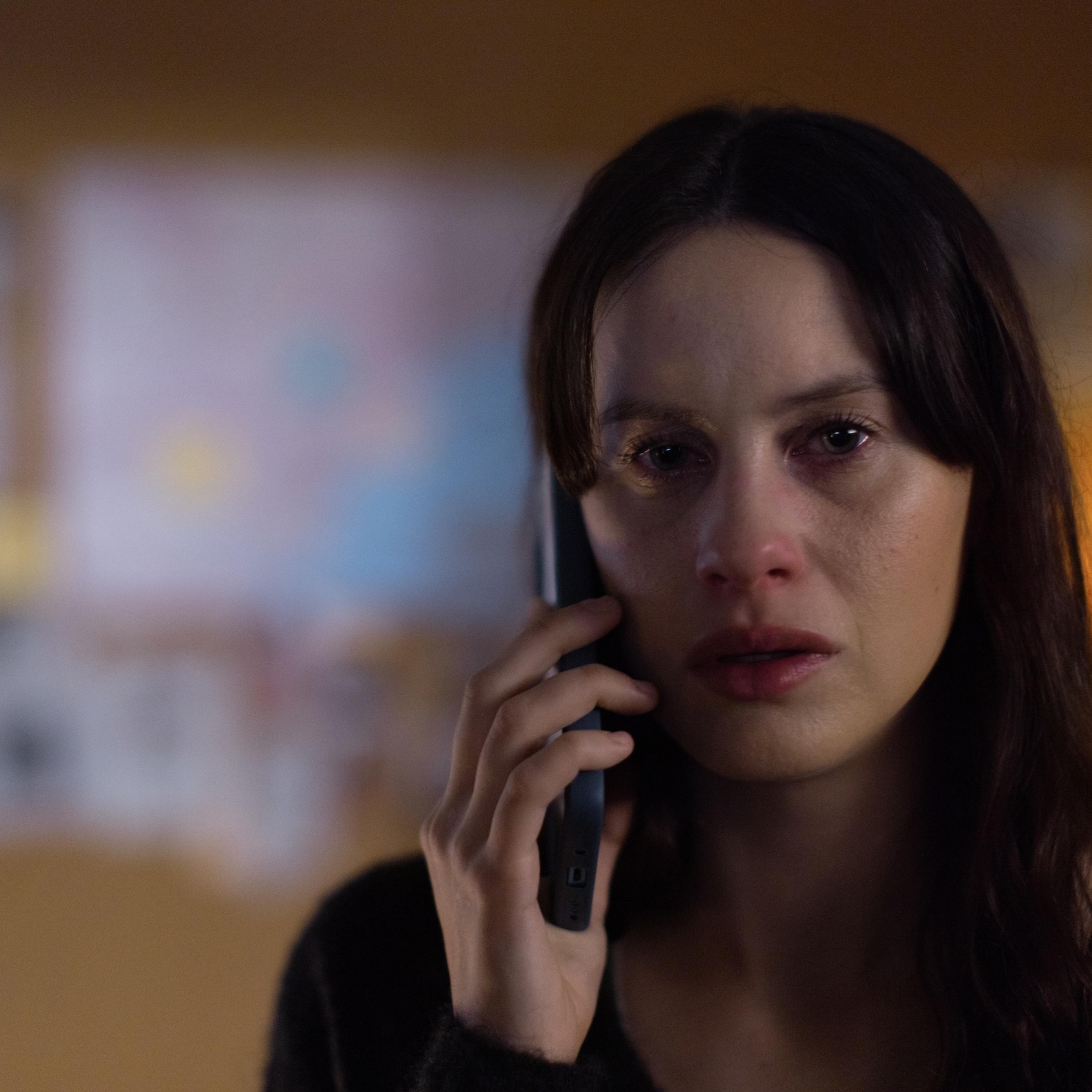 LA CHICA DE NIEVE. Milena Smit as Miren in episode 01 of LA CHICA DE NIEVE. Cr. Julio Vergne/NETFLIX © 2024