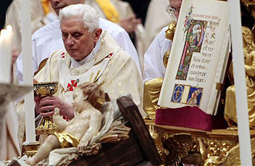 Protecting the Pope: Keeping Him Safe But Open