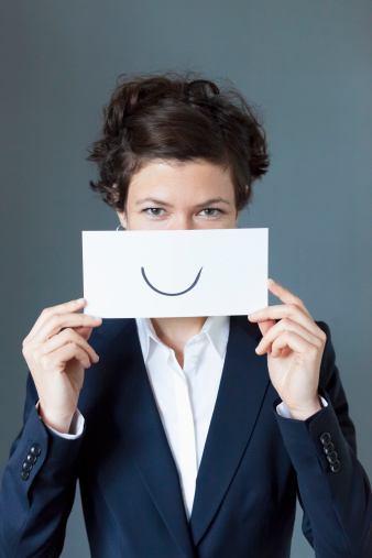 woman-holding-smile