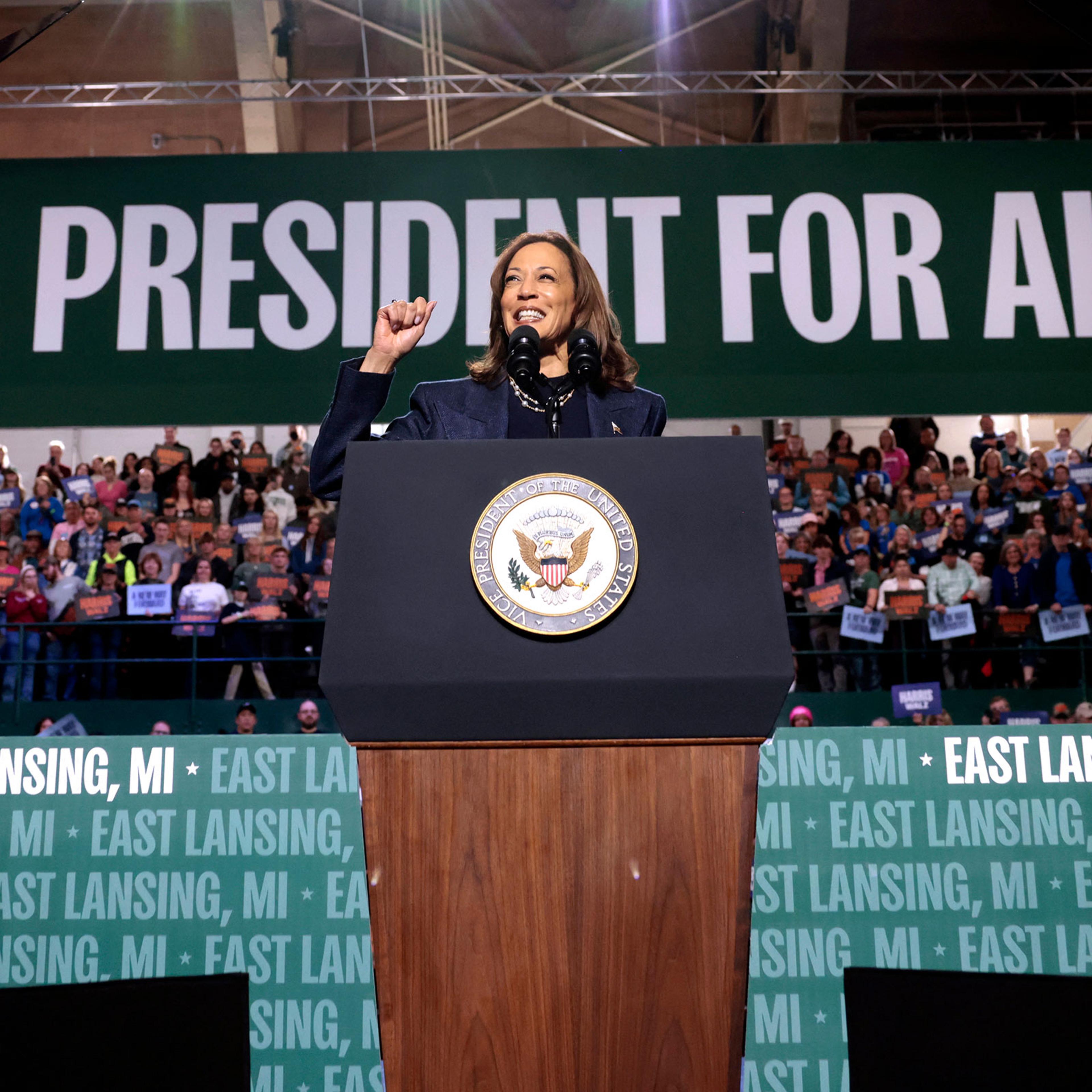 TOPSHOT-US-VOTE-POLITICS-HARRIS