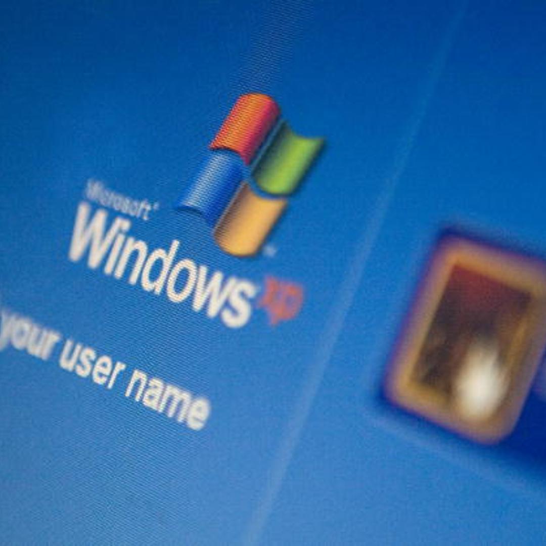 Microsoft Windows XP log-in screen.