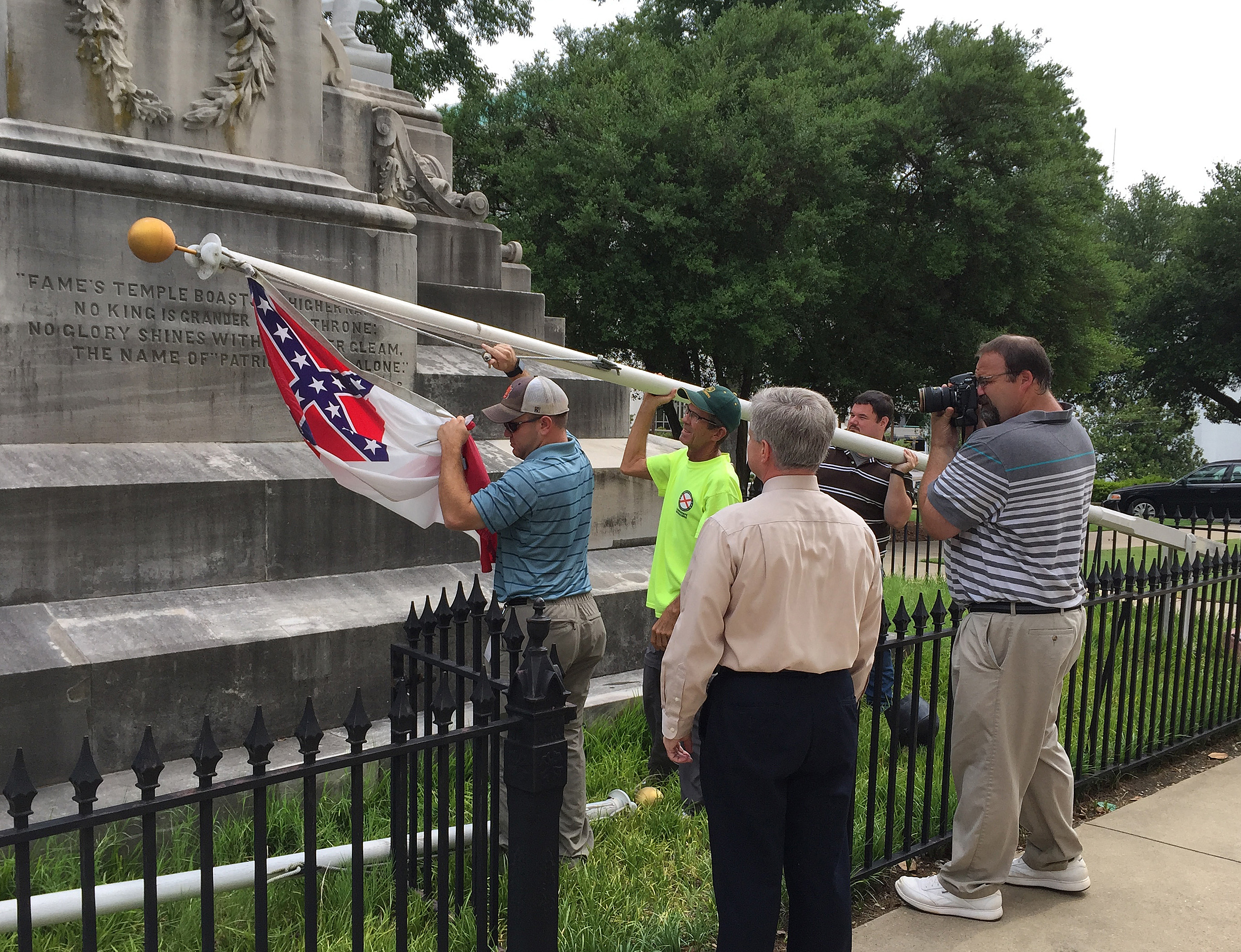 confederate flag prom dress Which Civil War will Richmond choose to remember?  Scalawag