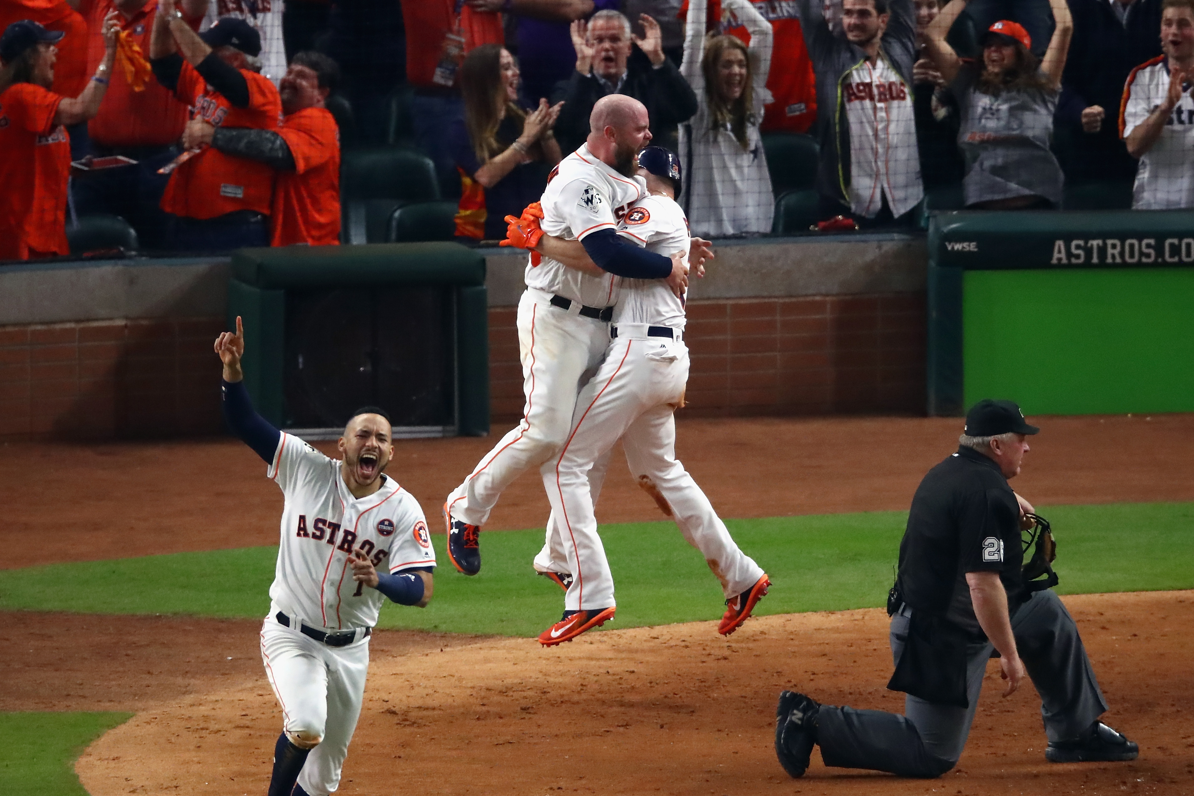 World Series - Los Angeles Dodgers v Houston Astros - Game Five