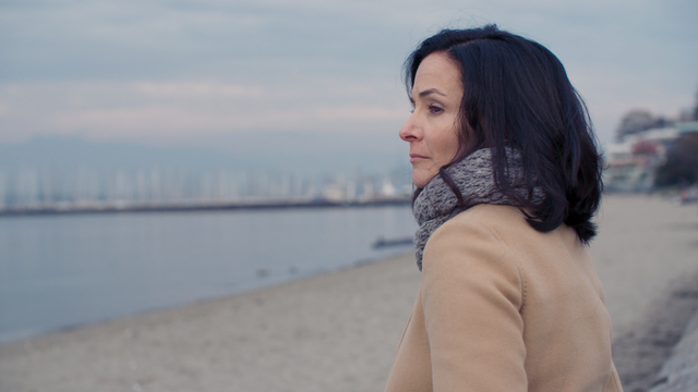 Sarah Edmondson in 'The Vow'