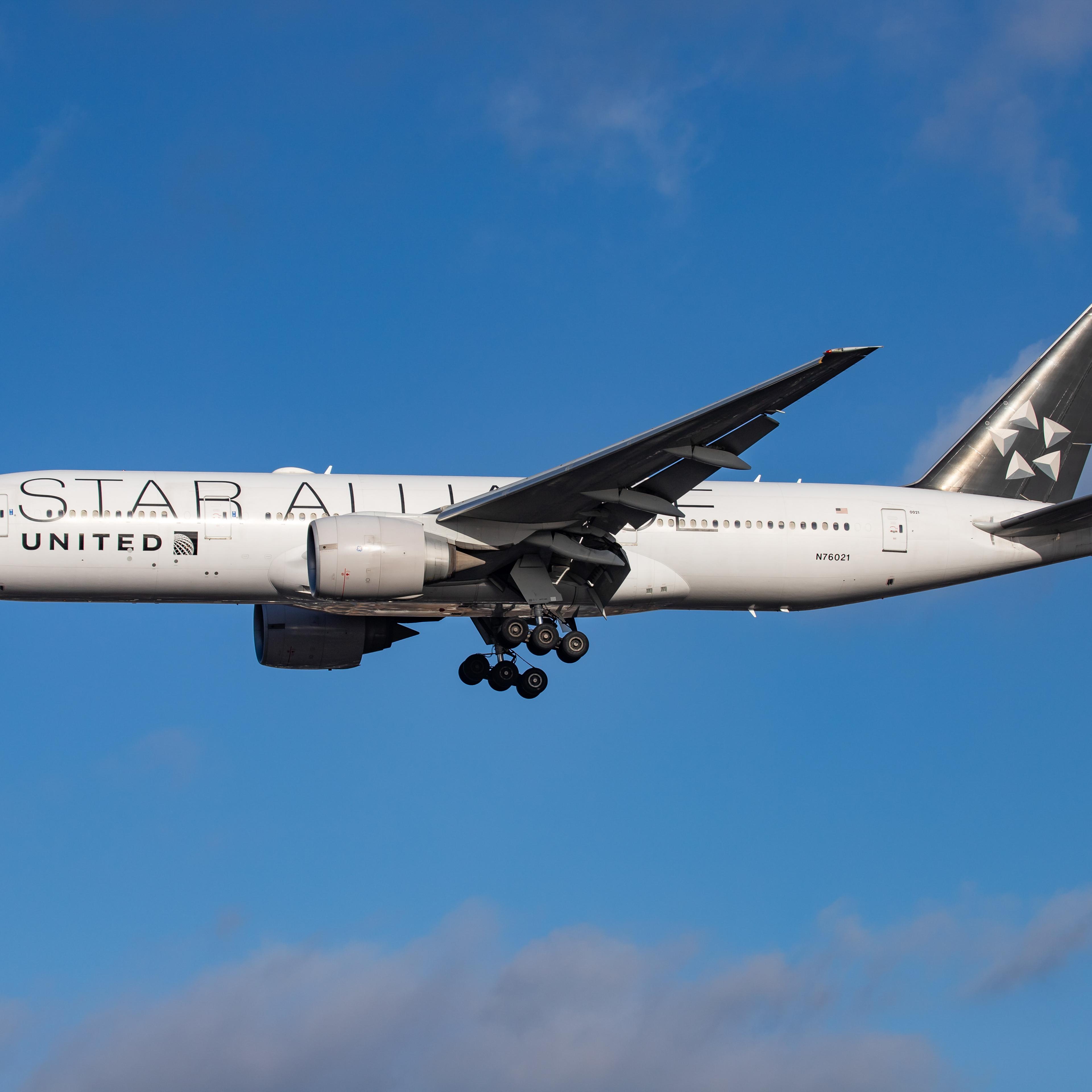 Boeing 777-200