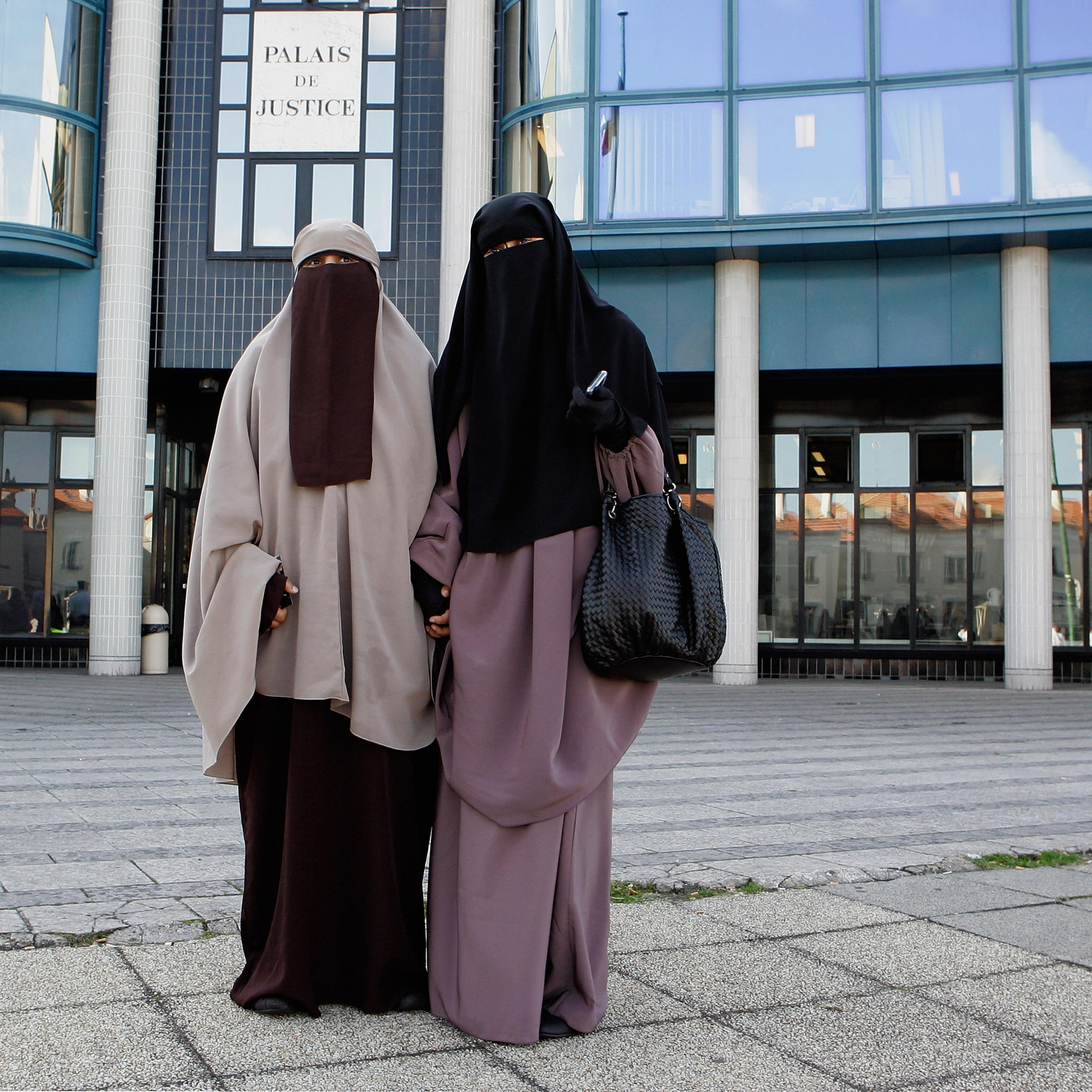 First Muslim Women Fined For Wearing Niqabs Appear in Court