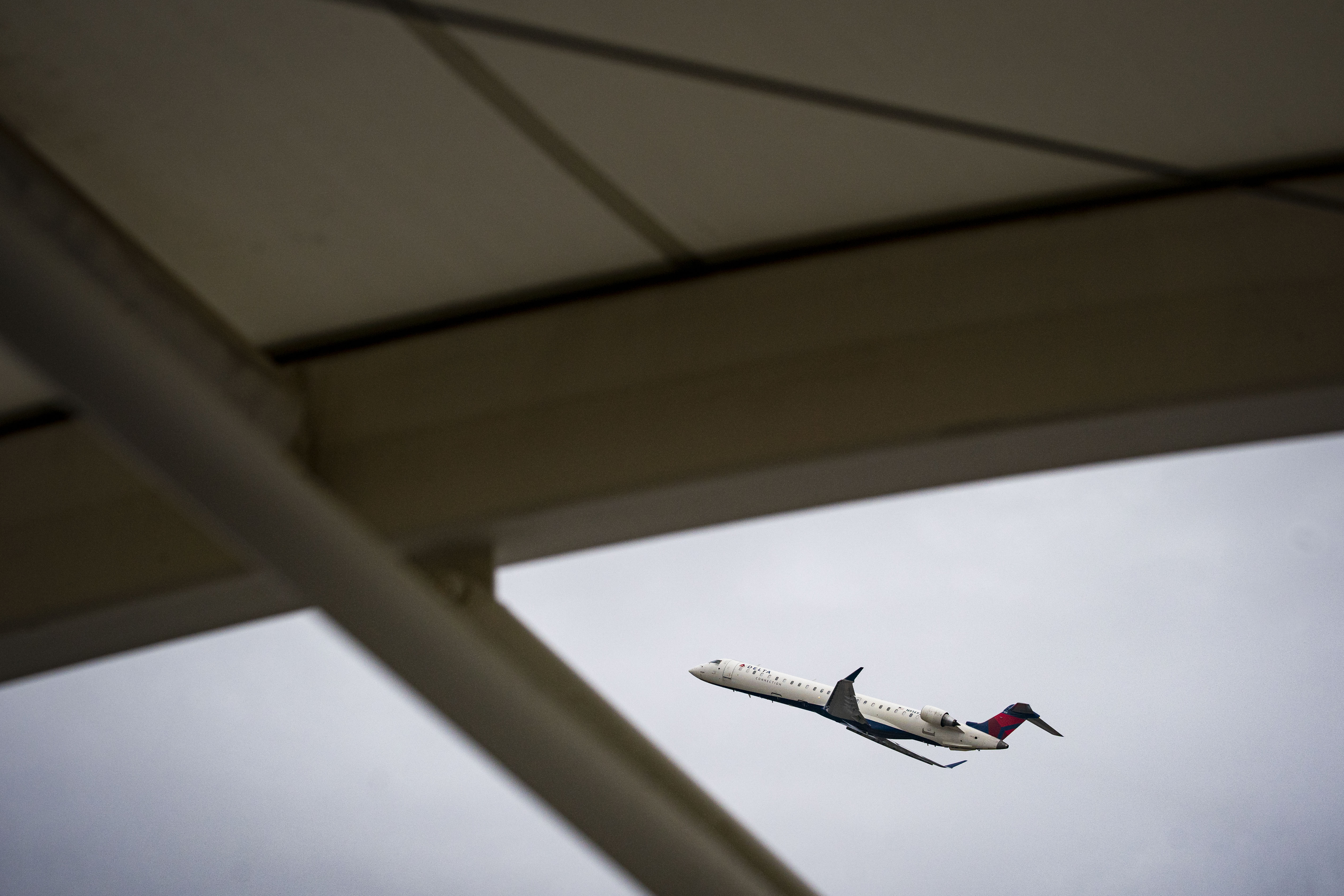 A Delta Air Lines plane departs Raleigh-Durham International Airport (RDU) in Morrisville, NC, on Jan. 20, 2022.