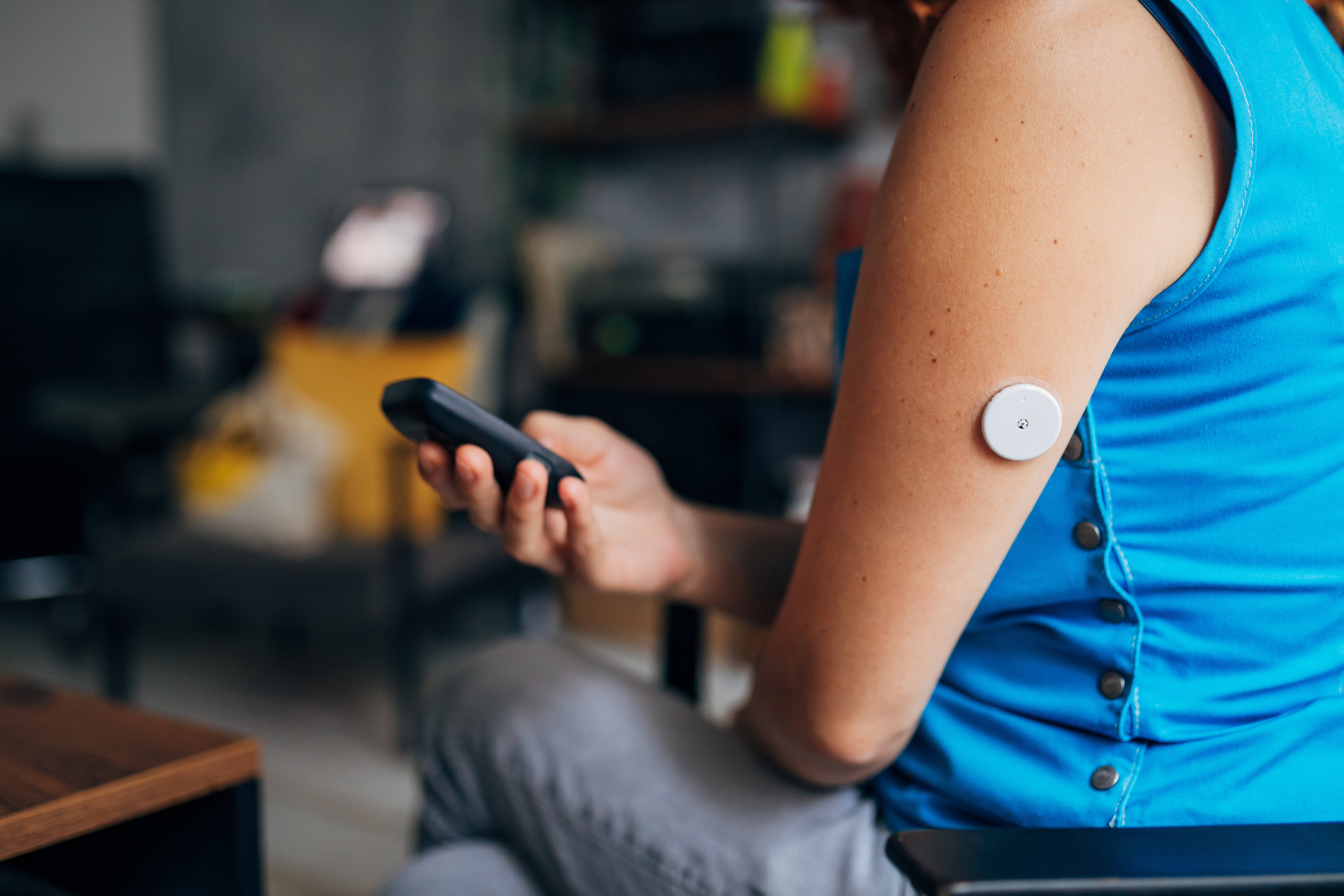 continuous-glucose-monitor-diabetes