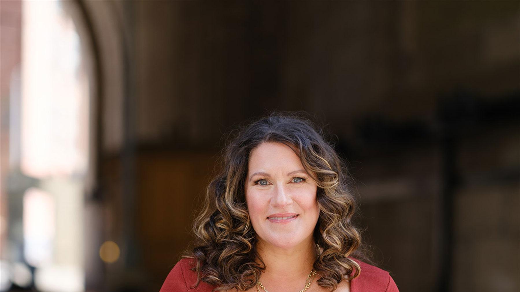 Xochitl Gonzalezโs Novels Put the Spotlight on Latina and Black Creatives