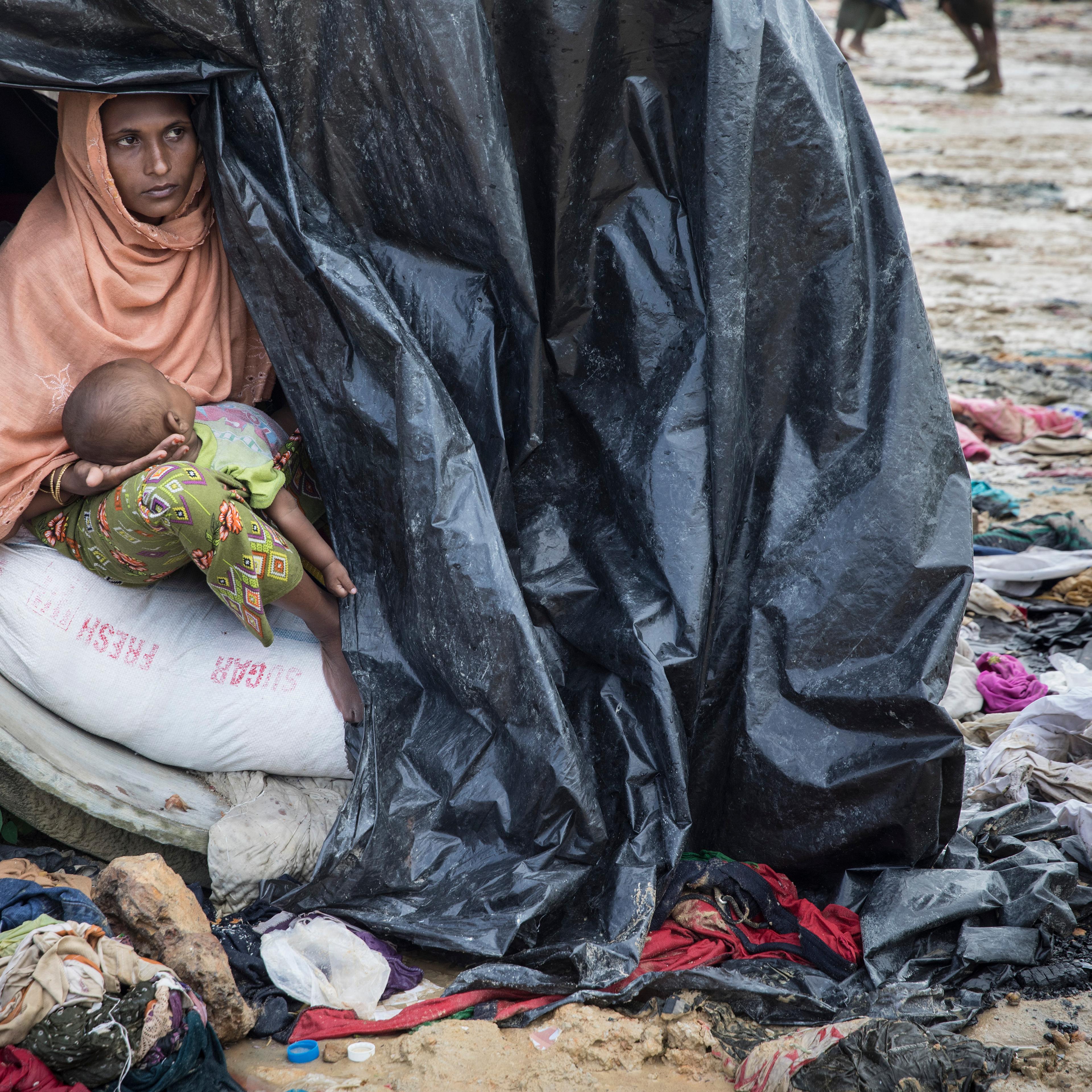 Rohingya Refugees Flood Into Bangladesh