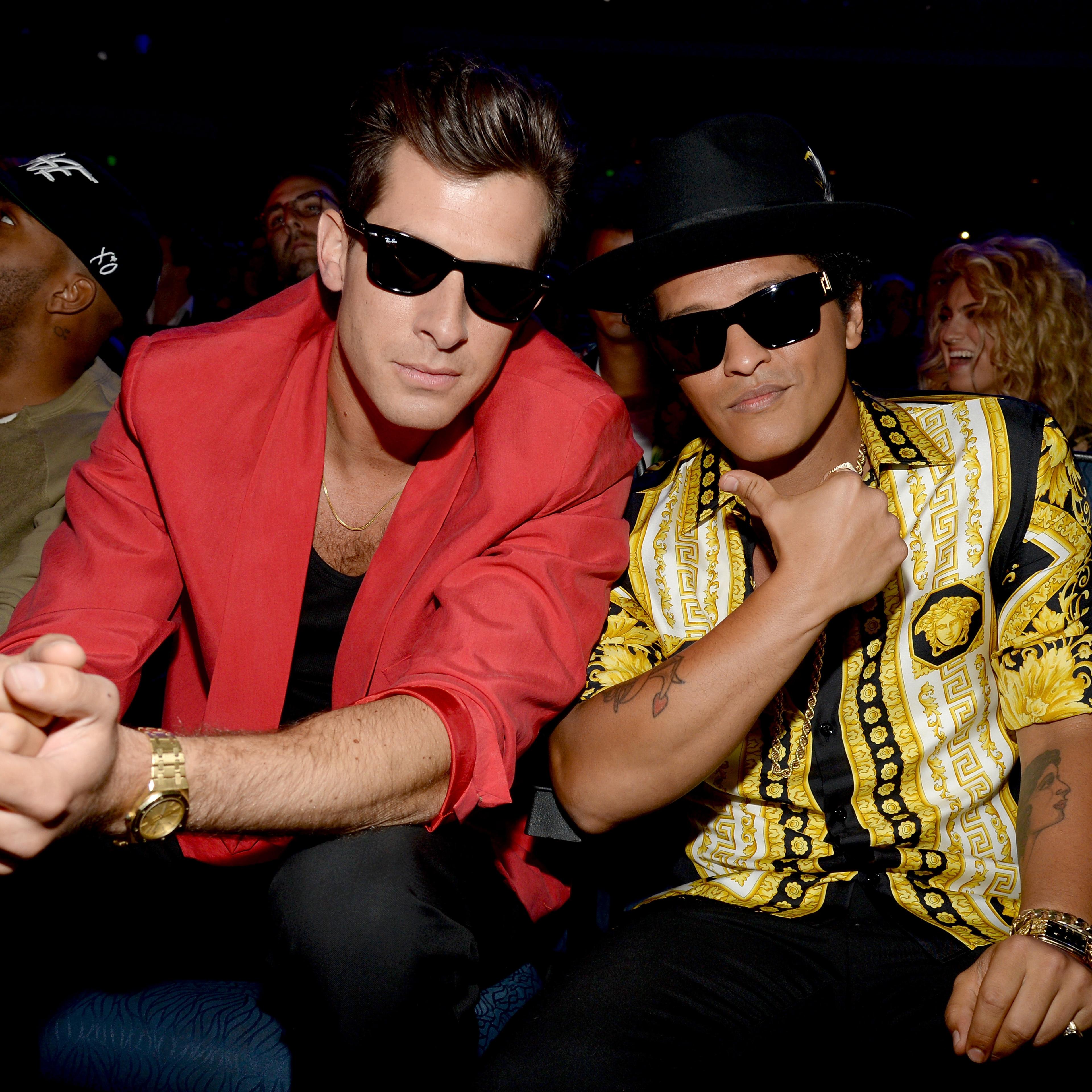 attends the 2015 MTV Video Music Awards at Microsoft Theater on August 30, 2015 in Los Angeles, California.