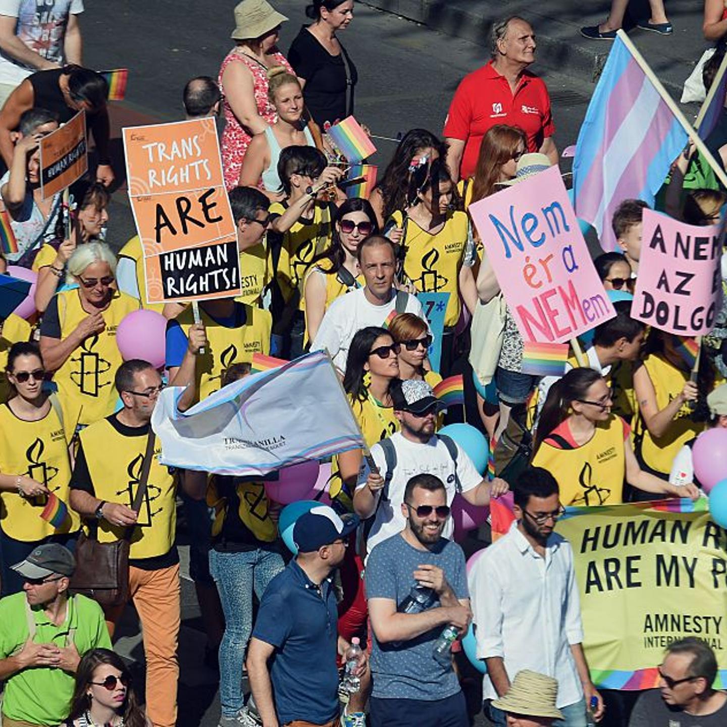 HUNGARY-GAYS-RIGHTS-PARADE