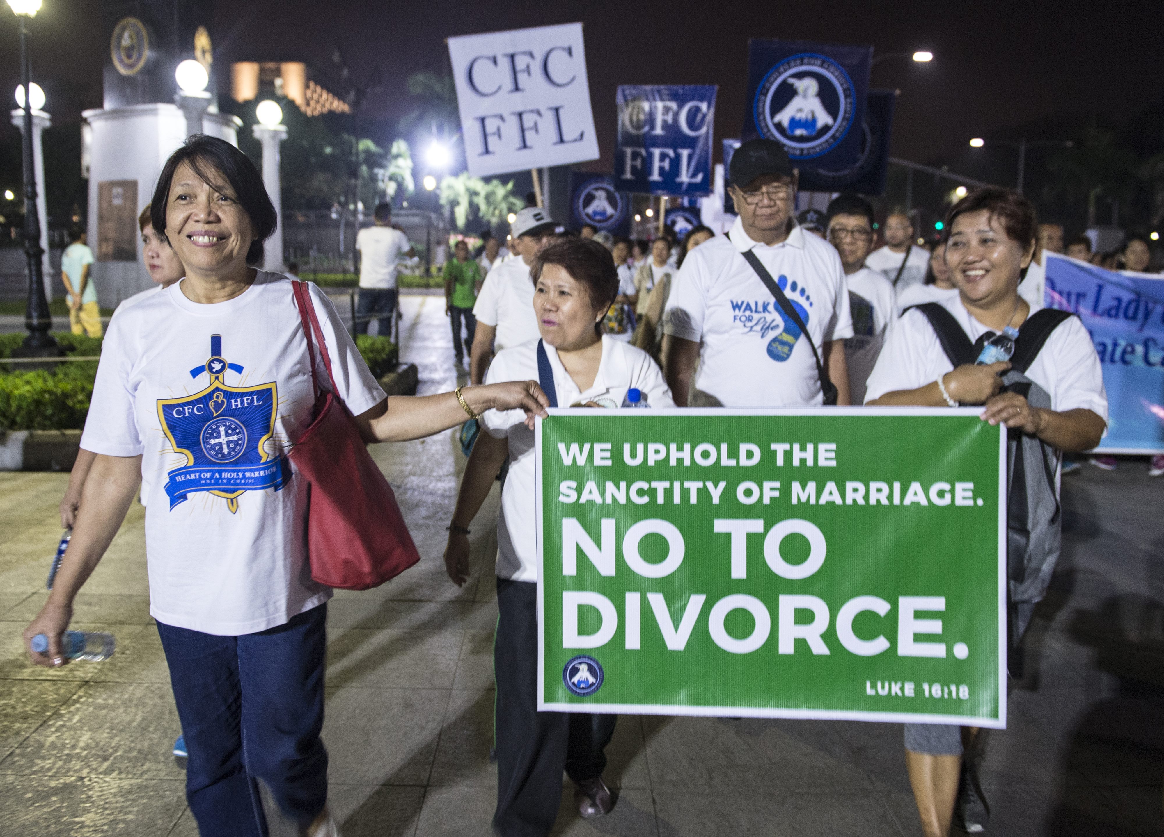 Philippines-PHILIPPINES-CATHOLIC-RIGHTS-religion-politics