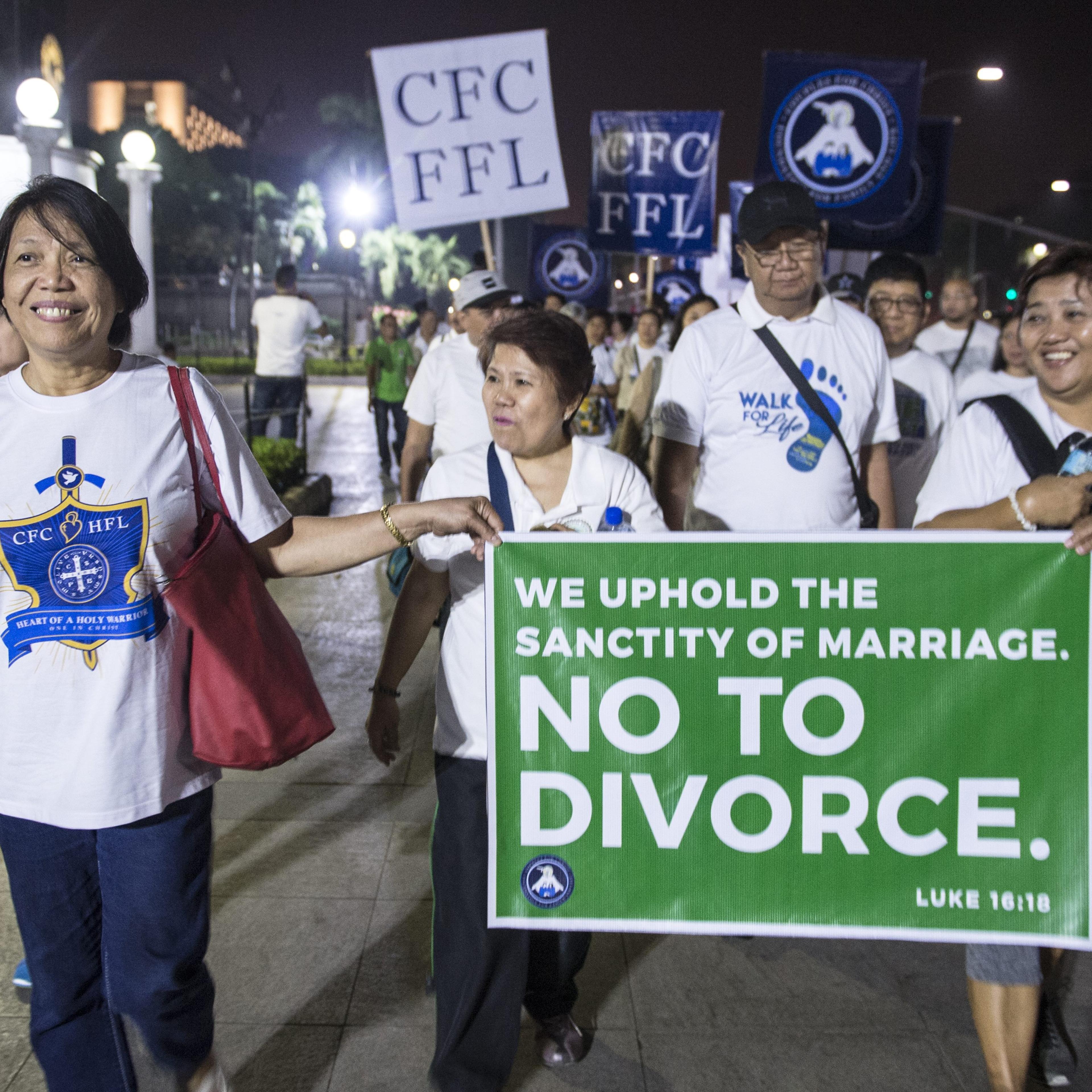 Philippines-PHILIPPINES-CATHOLIC-RIGHTS-religion-politics