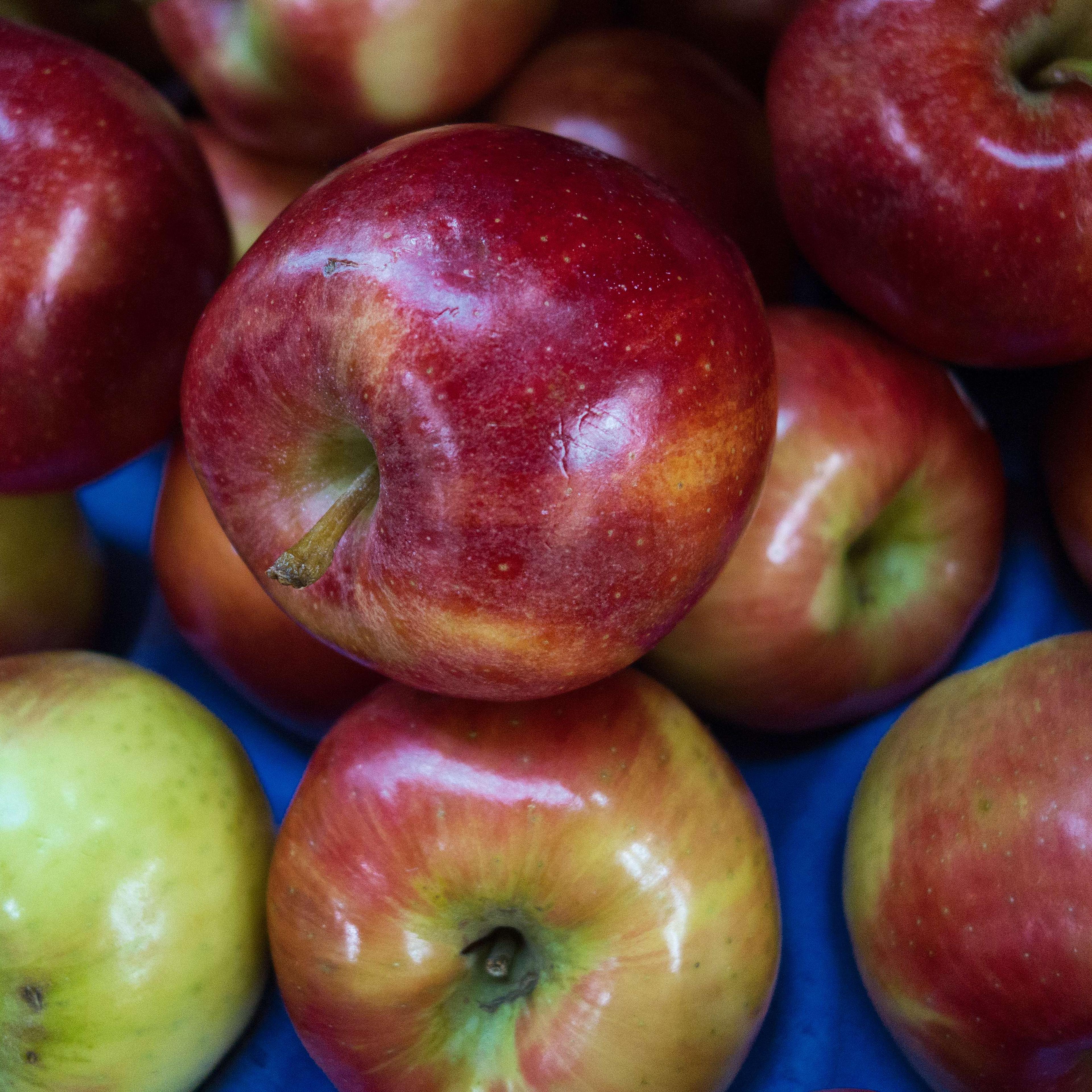 Honeycrisp Apples