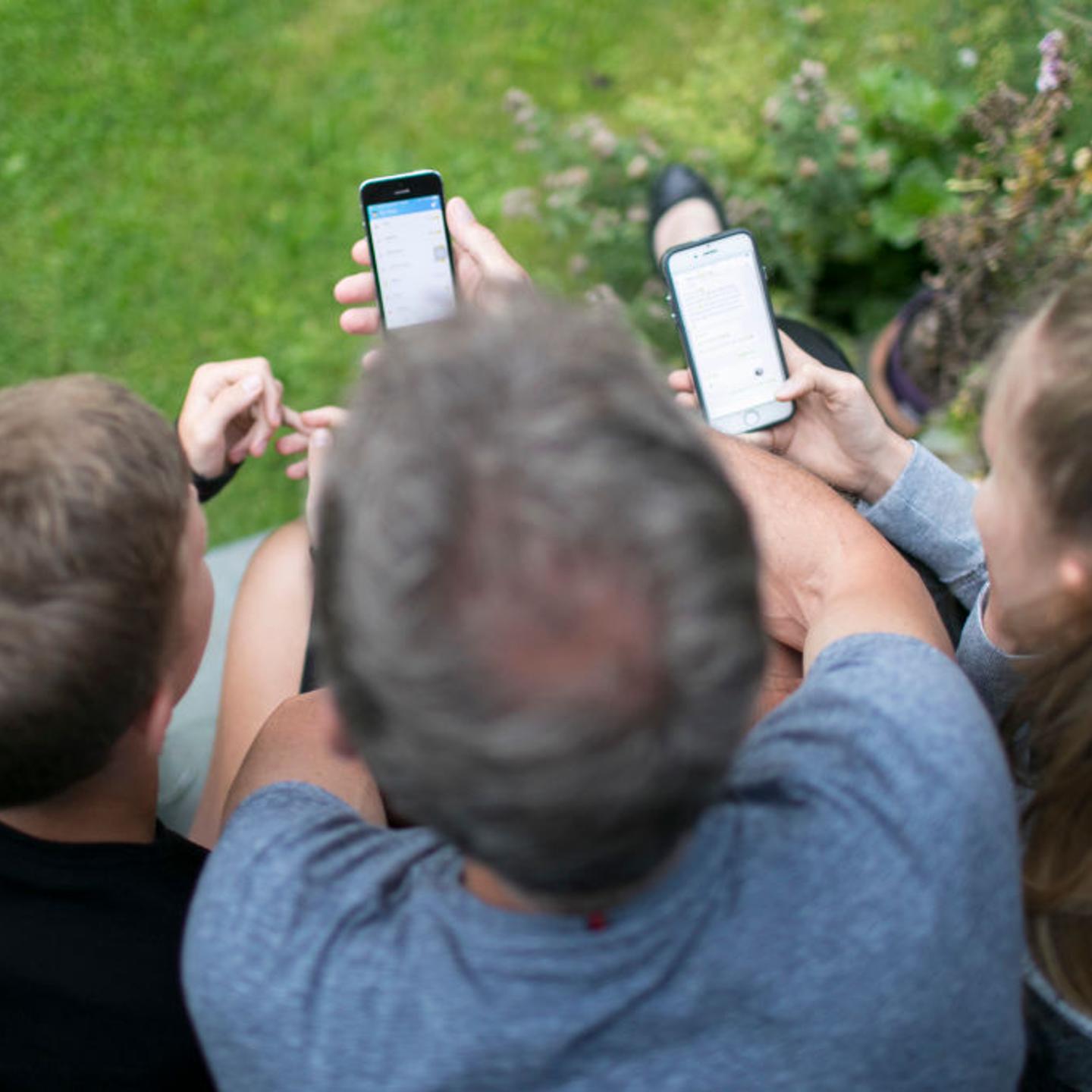 Digital world, cross-generational