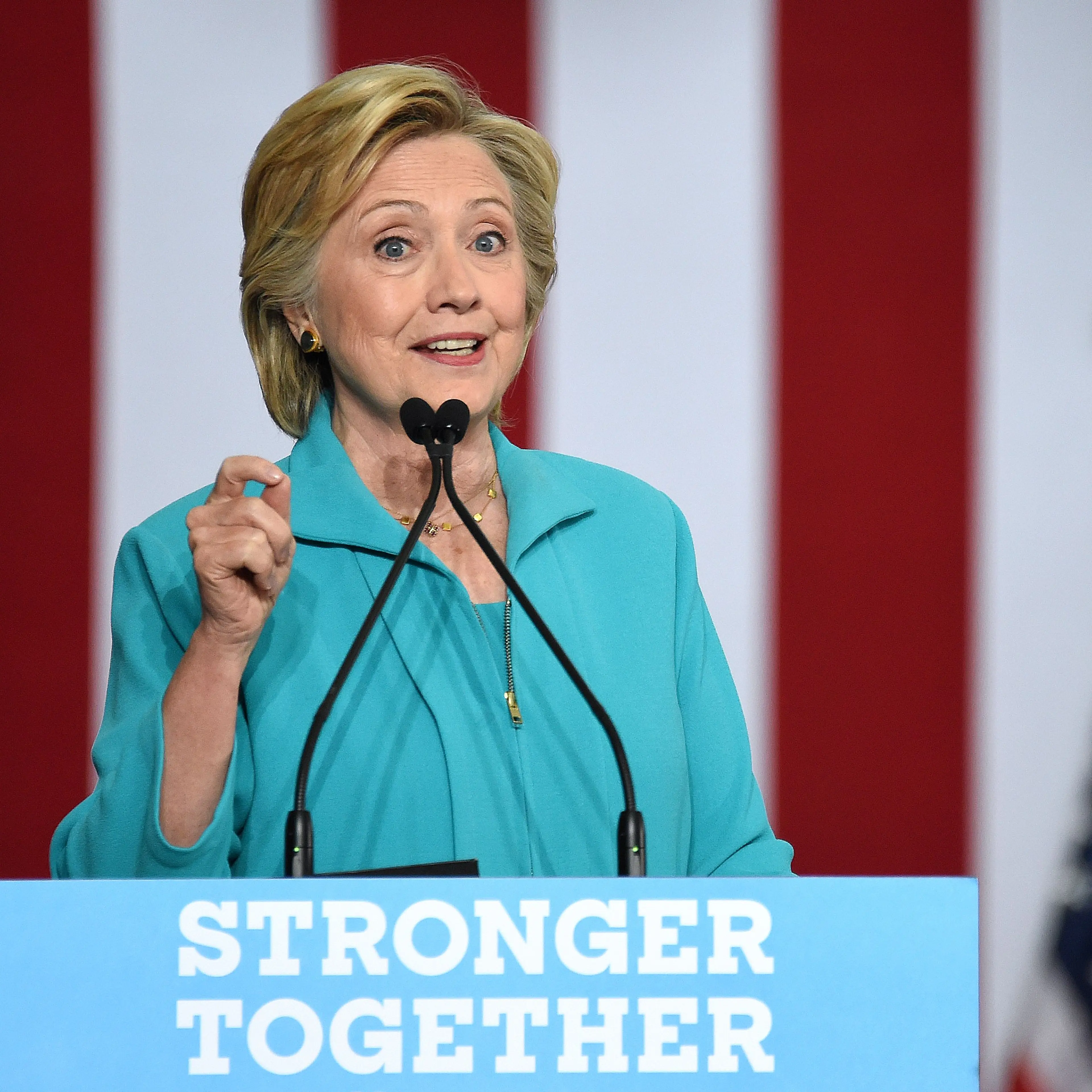US-VOTE-DEMOCRATS-CLINTON