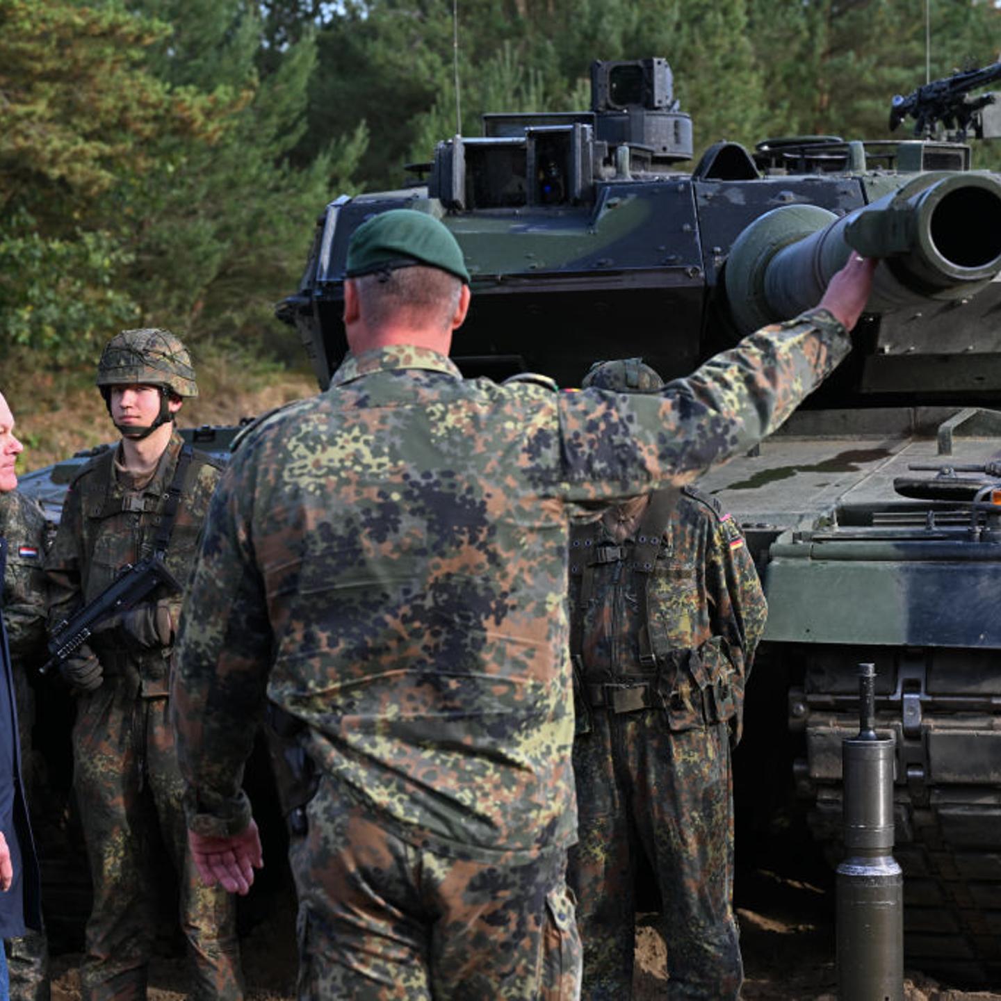 Chancellor Scholz Visits Bundeswehr Army Training Center