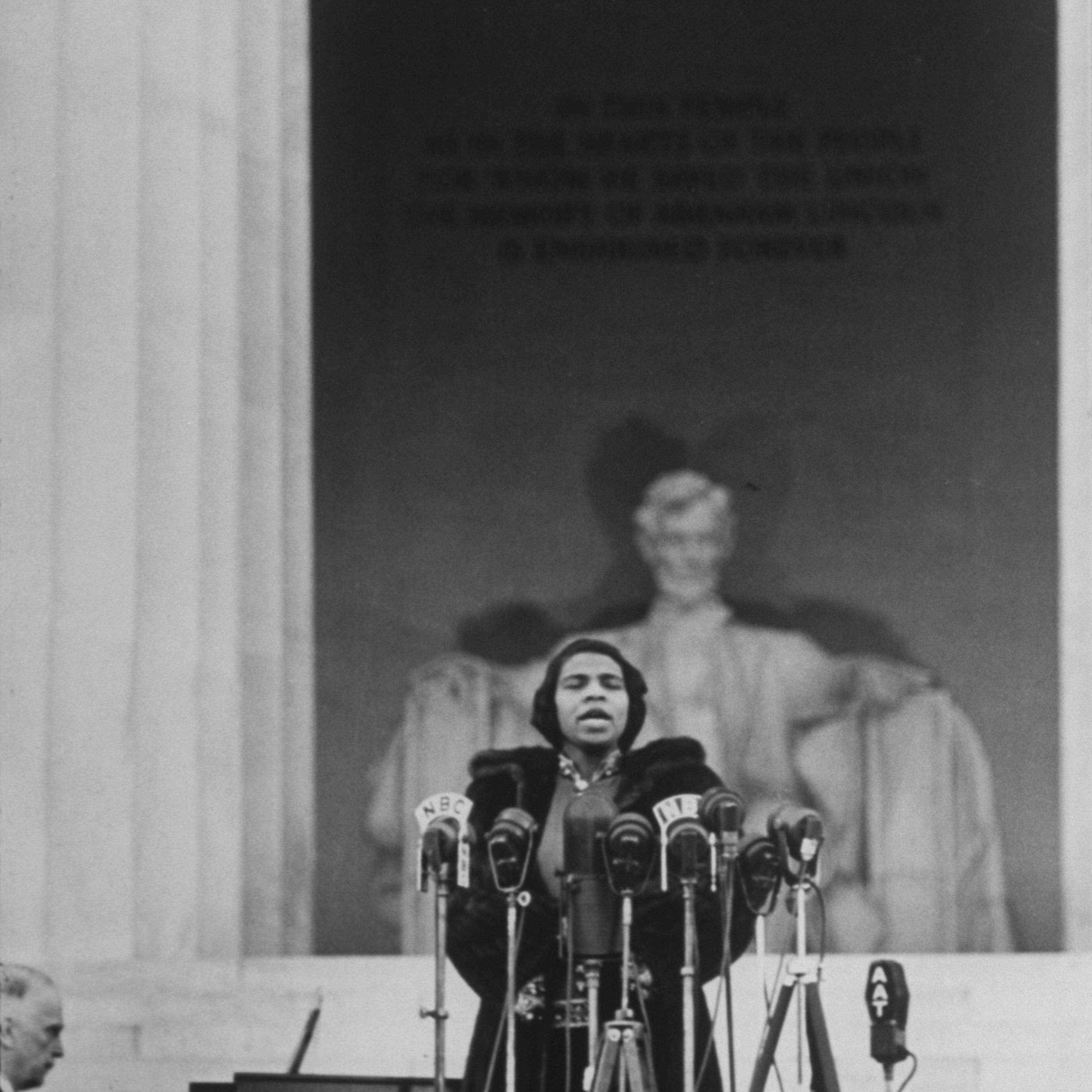 Marian Anderson performs during her historic concert at the Lincoln Memorial, April 9, 1939.