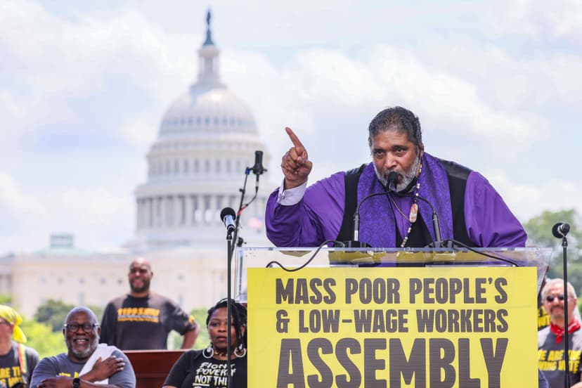 I Poor Poor People Are America’s Swing Voters