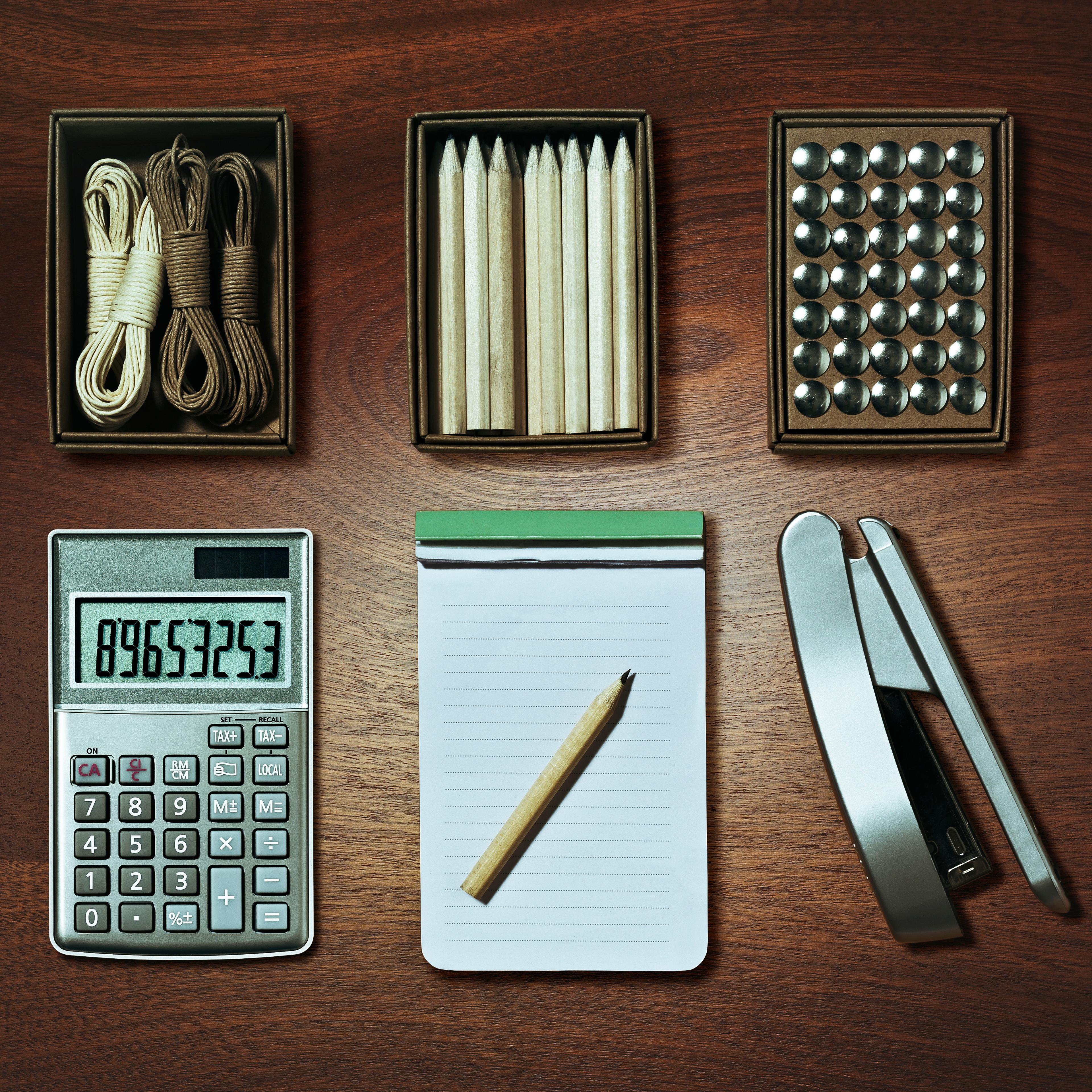 desk-office-supplies