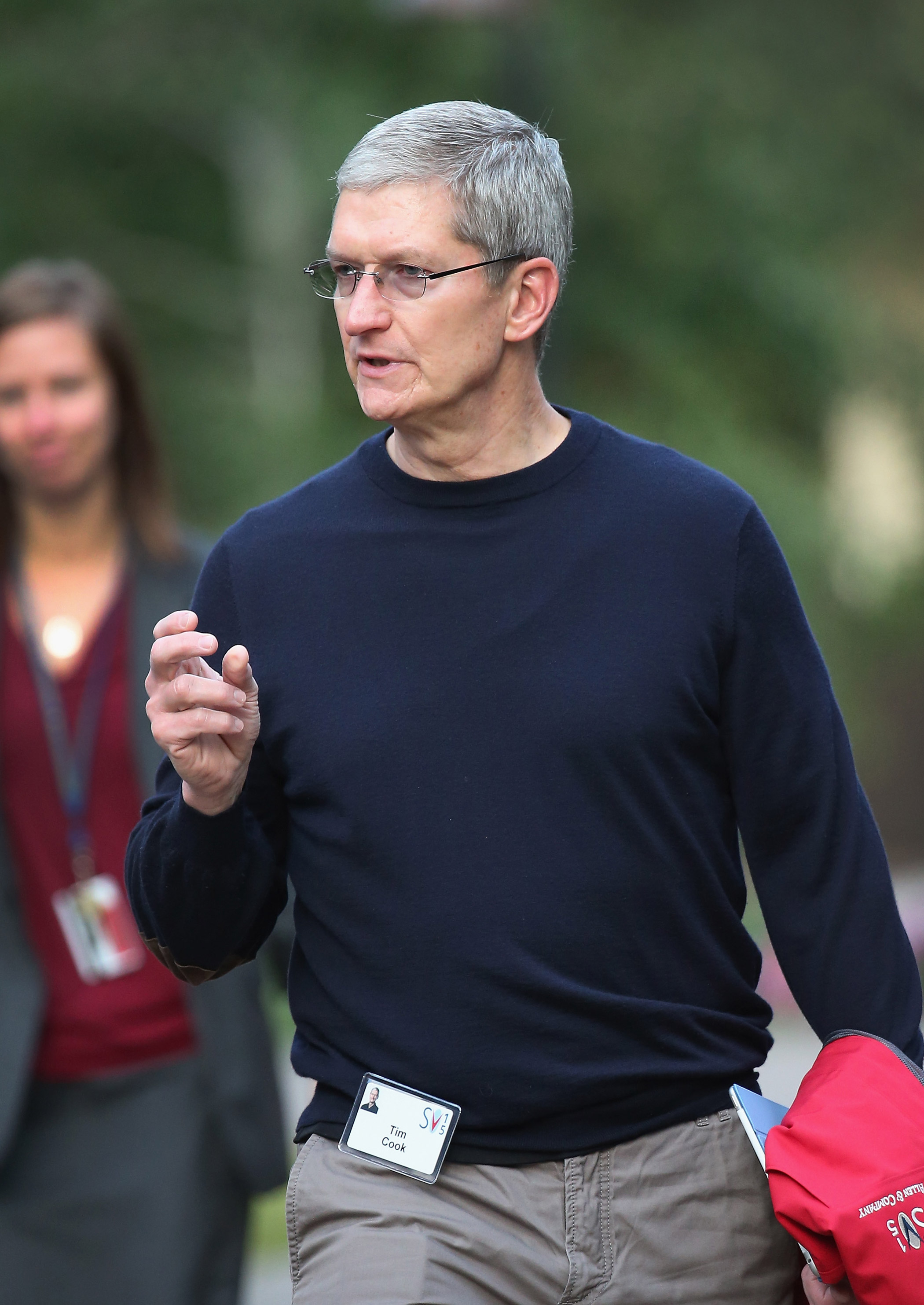 Tim Cook - Apple