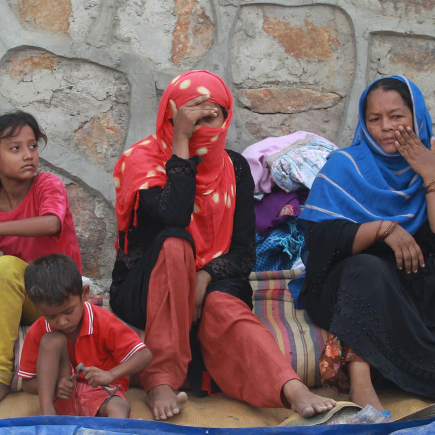 Over 50 shanties of Rohingya refugees gutted in fire in Delhi