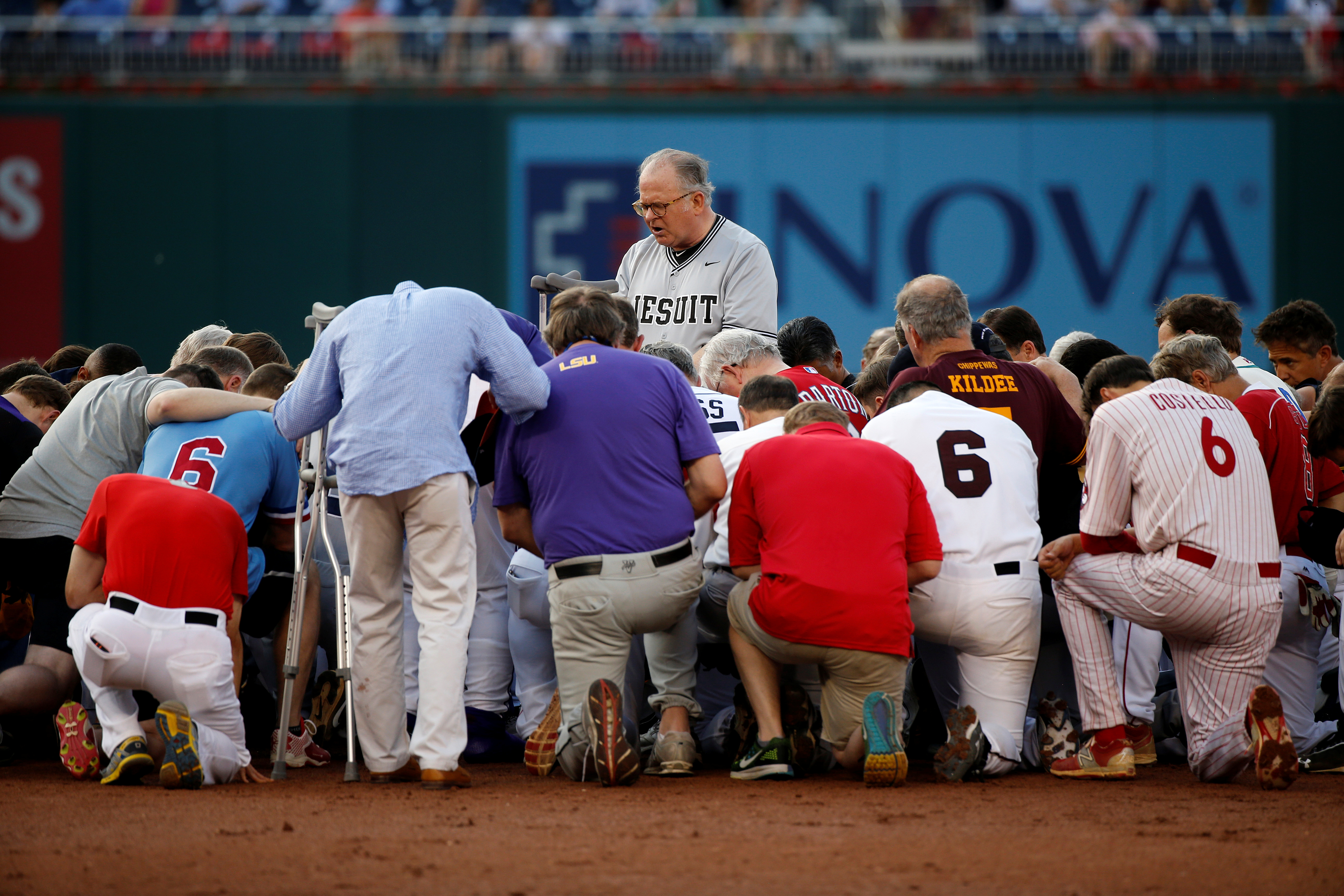 congressional-baseball-game-field-house-representatives