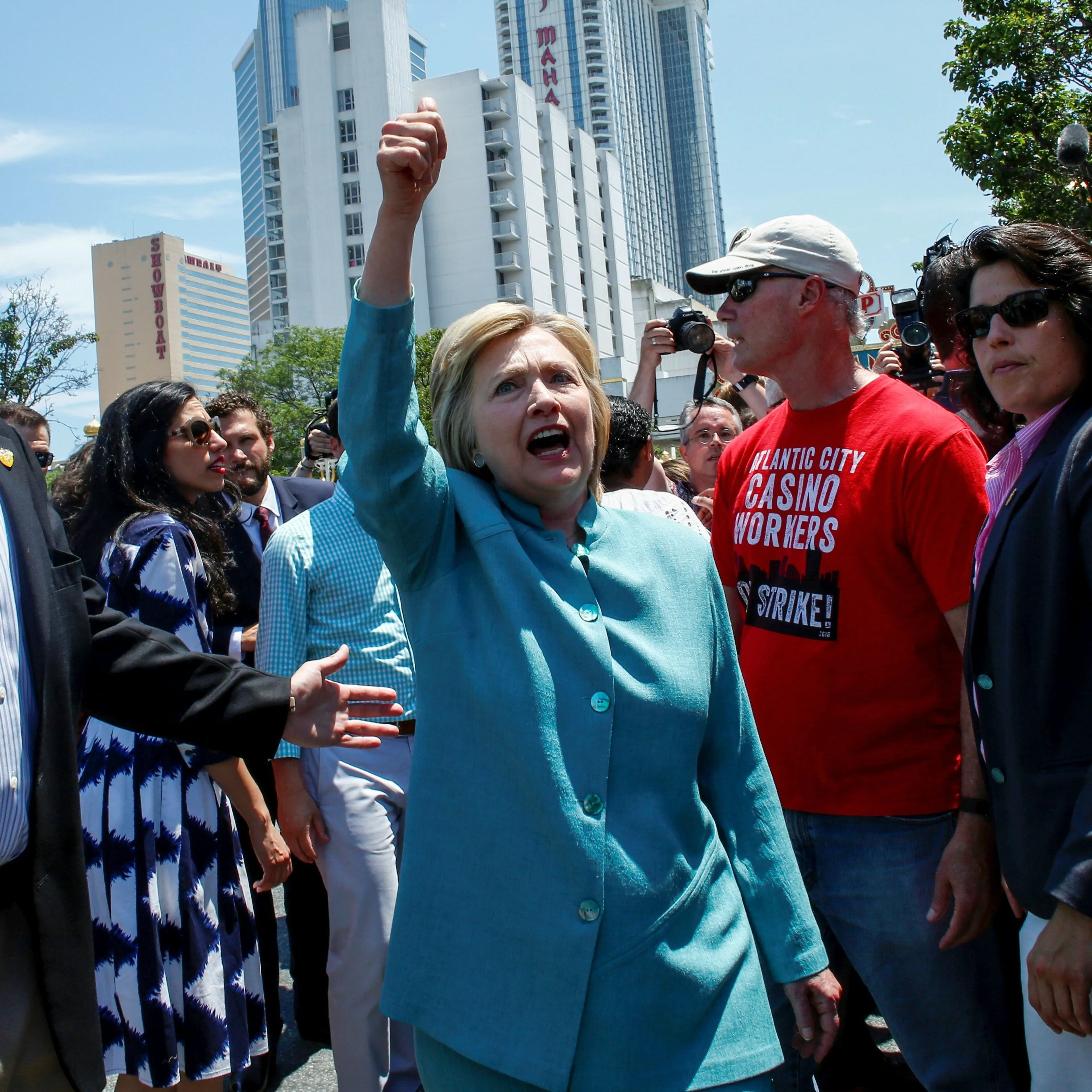 US-VOTE-DEMOCRATS-CLINTON