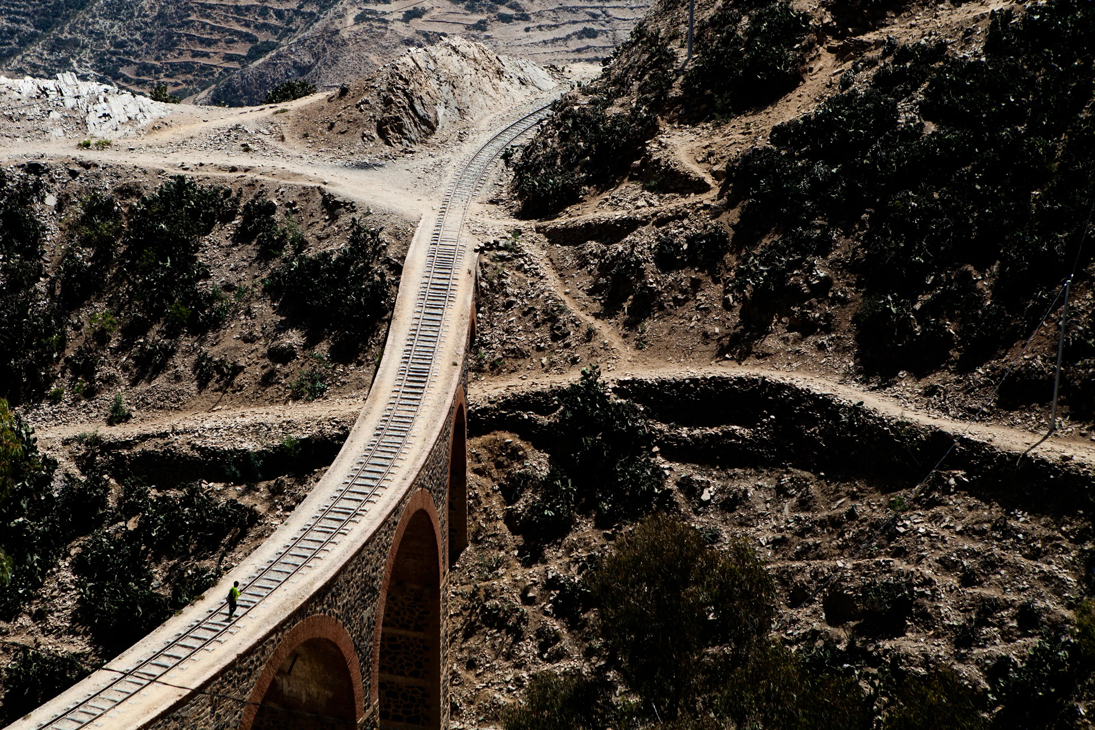 Portion of the railroad from Asmara to Massawa.
