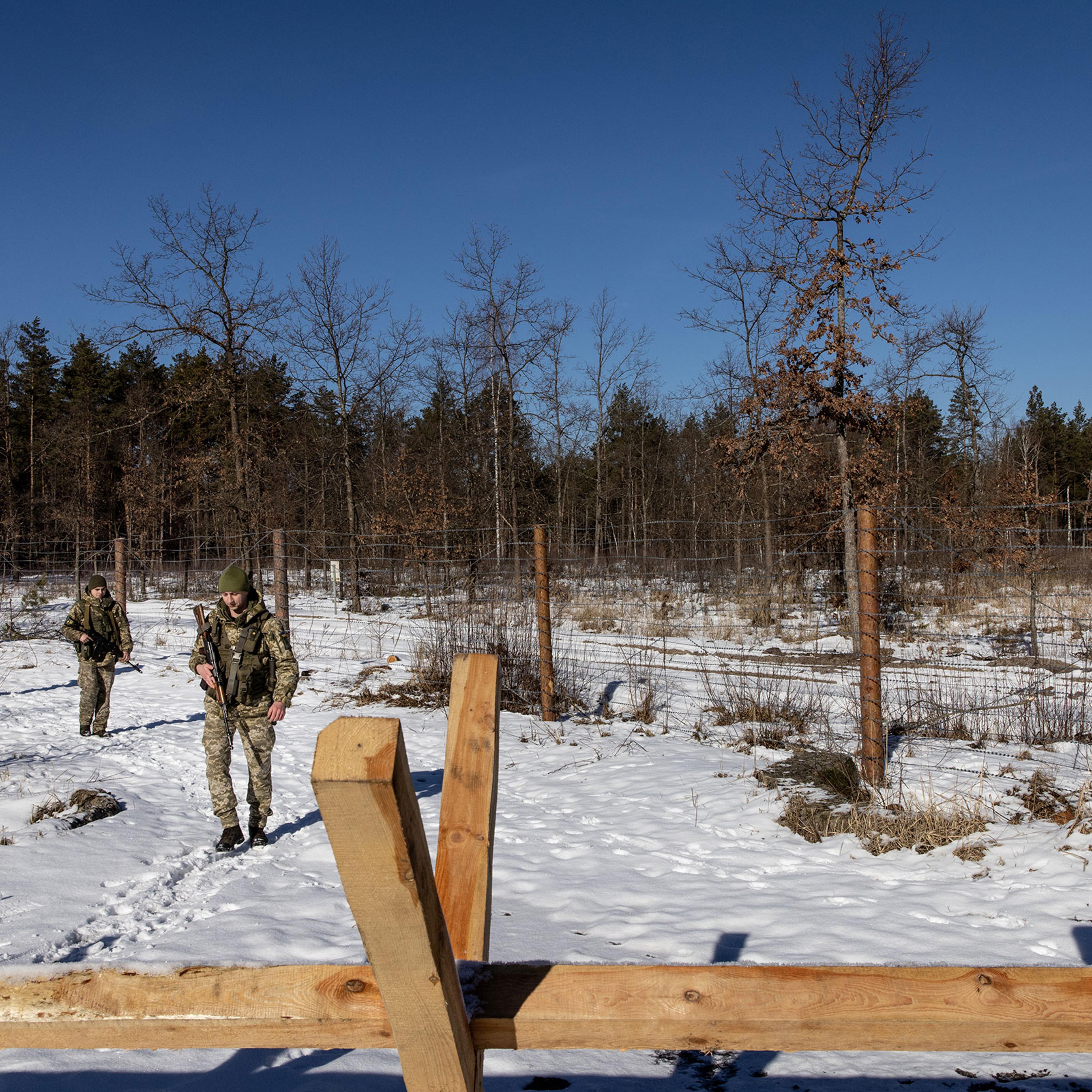 Ukraine Warns Of Encirclement As Russia Conducts Exercises In Belarus