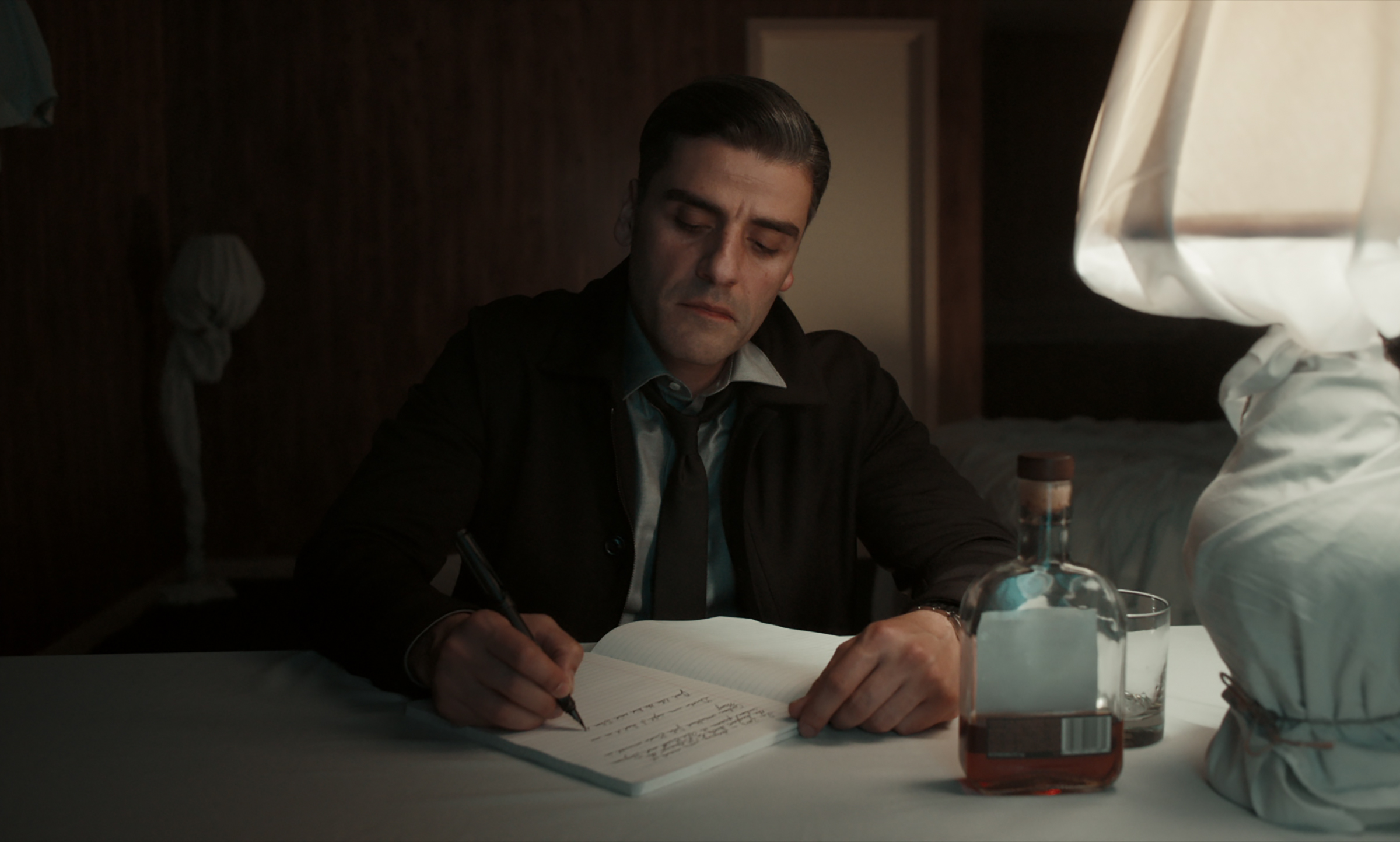 Oscar Isaac as William Tell in The Card Counter.