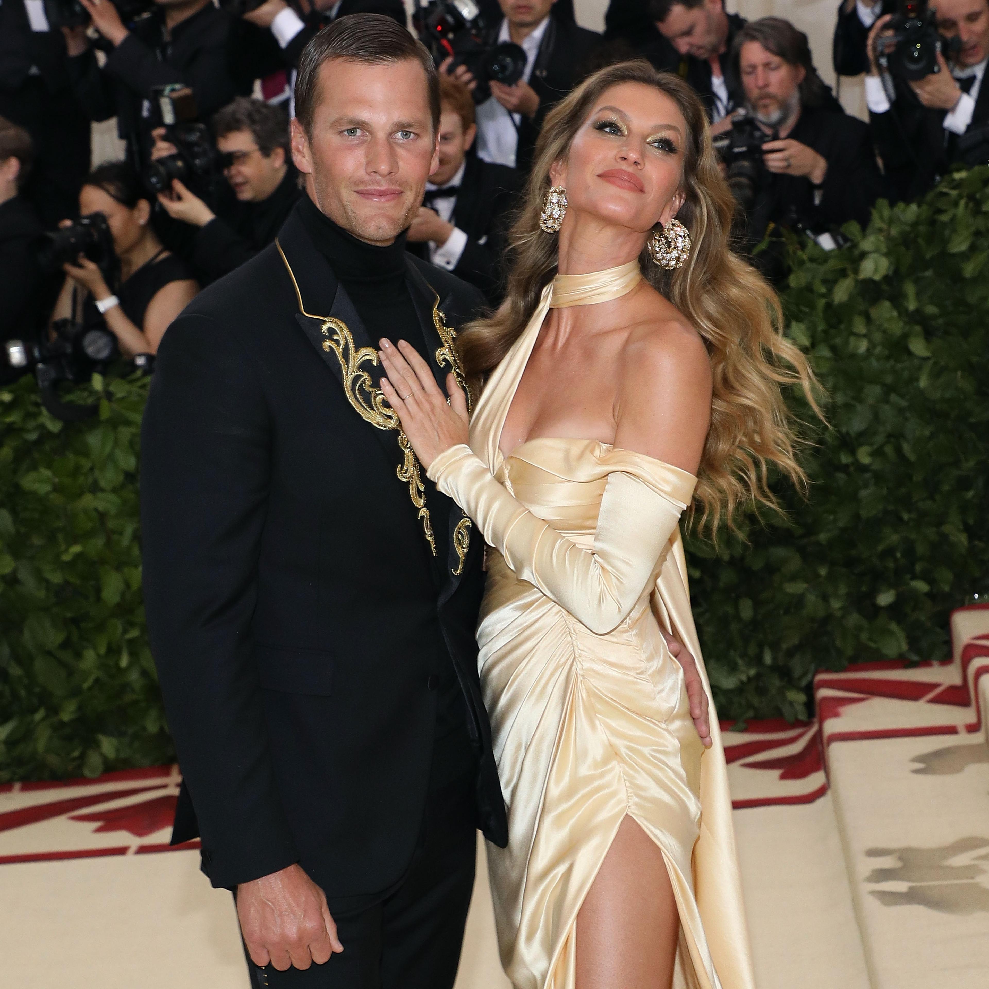 Heavenly Bodies: Fashion & The Catholic Imagination Costume Institute Gala
