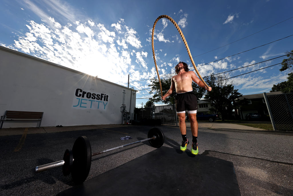 Outdoor CrossFit class