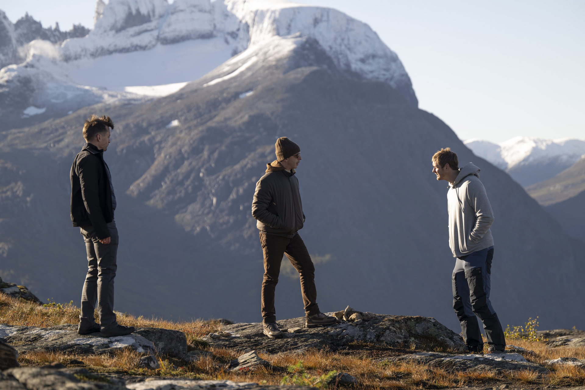 HBO Succession S4  09.20.22  NORWAY  sc- 405-45.  ext ridge - Roman tells Matsson to fuck off   Kriti Fitts - Publicist kristi.fitts@warnermedia.com   Succession S4 | Sourdough Productions, LLC Kaufmann Astoria Studios 34-12 36th St 3rd flr Astoria NY 11