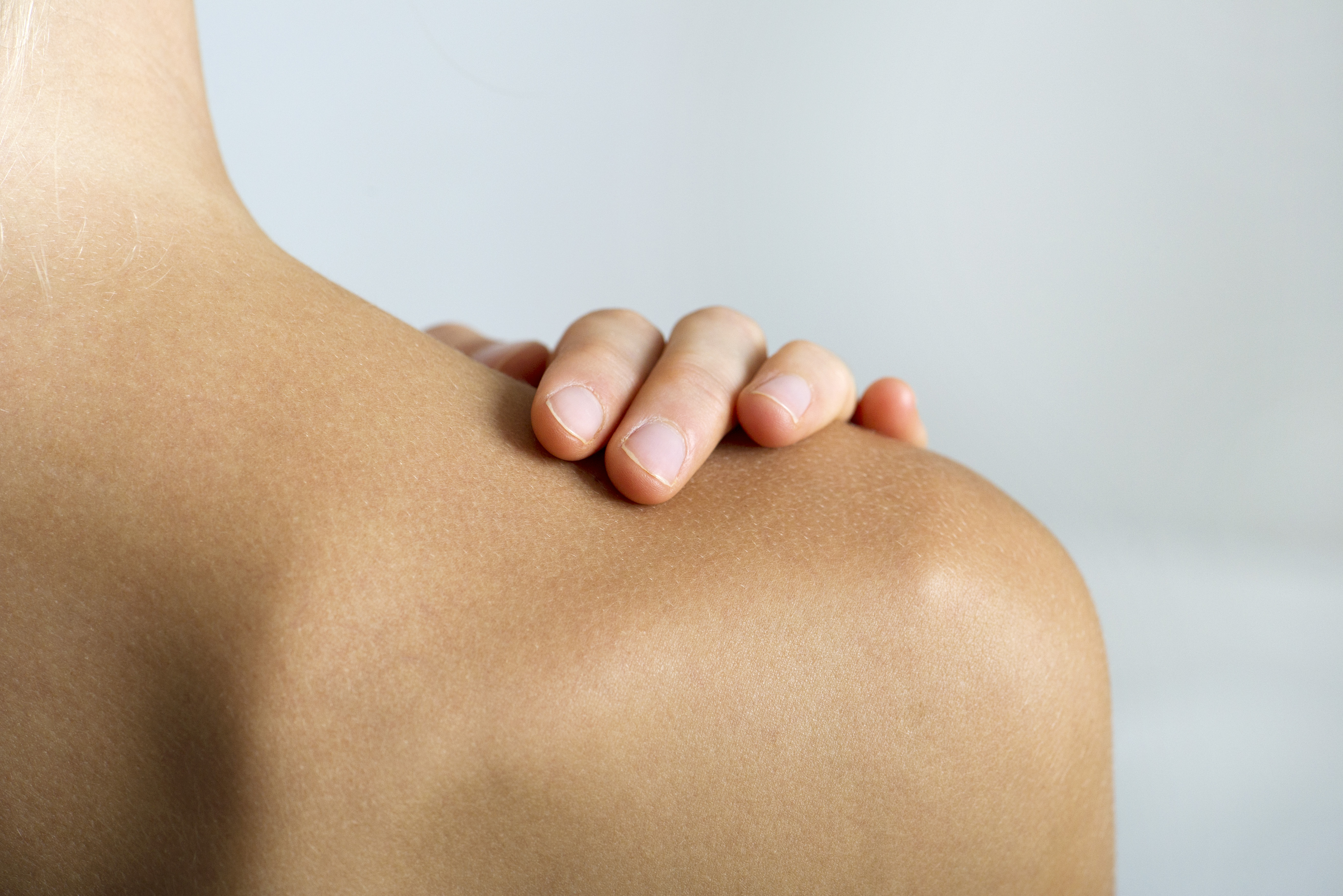 skin shoulder