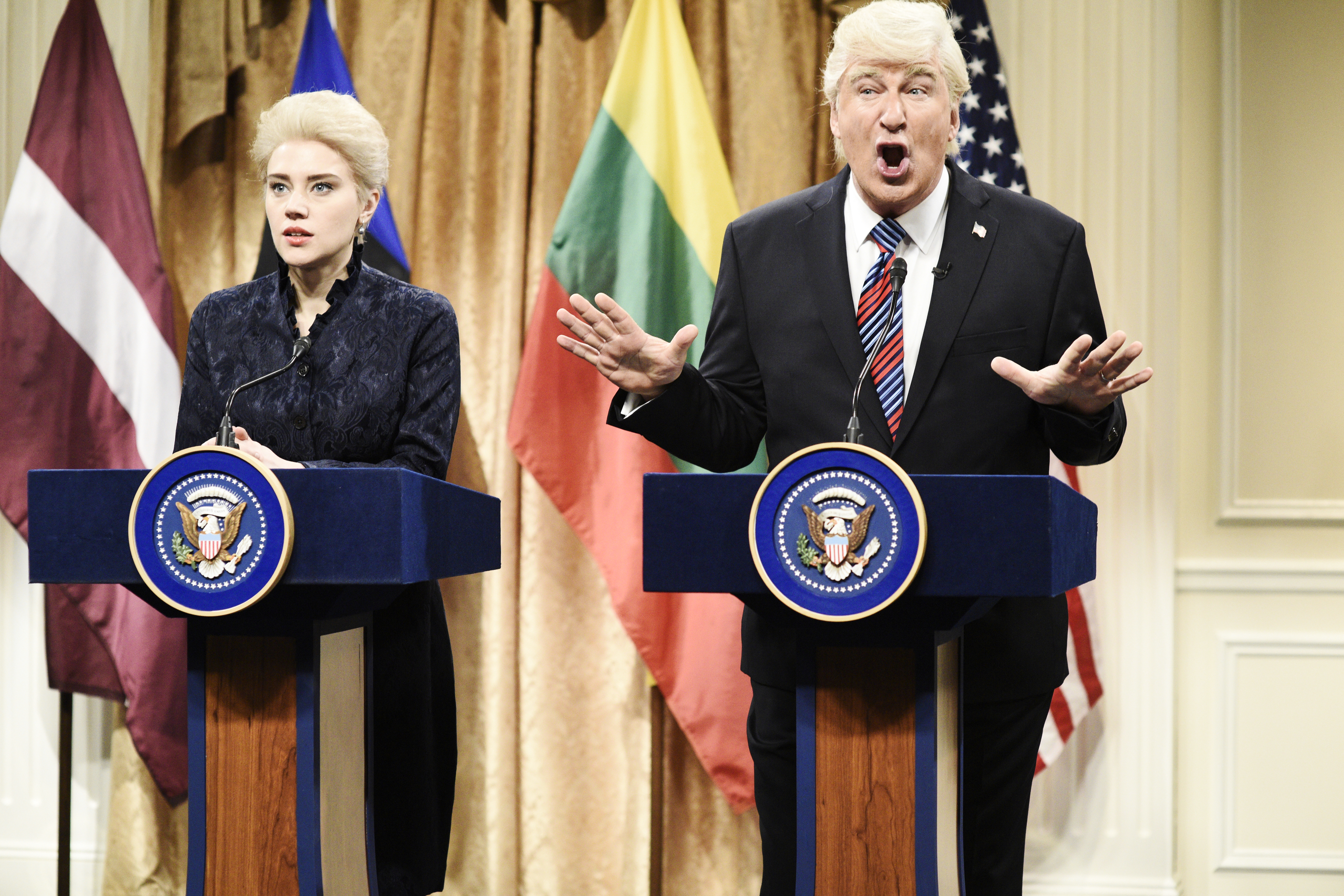 Saturday Night Live - Season 43