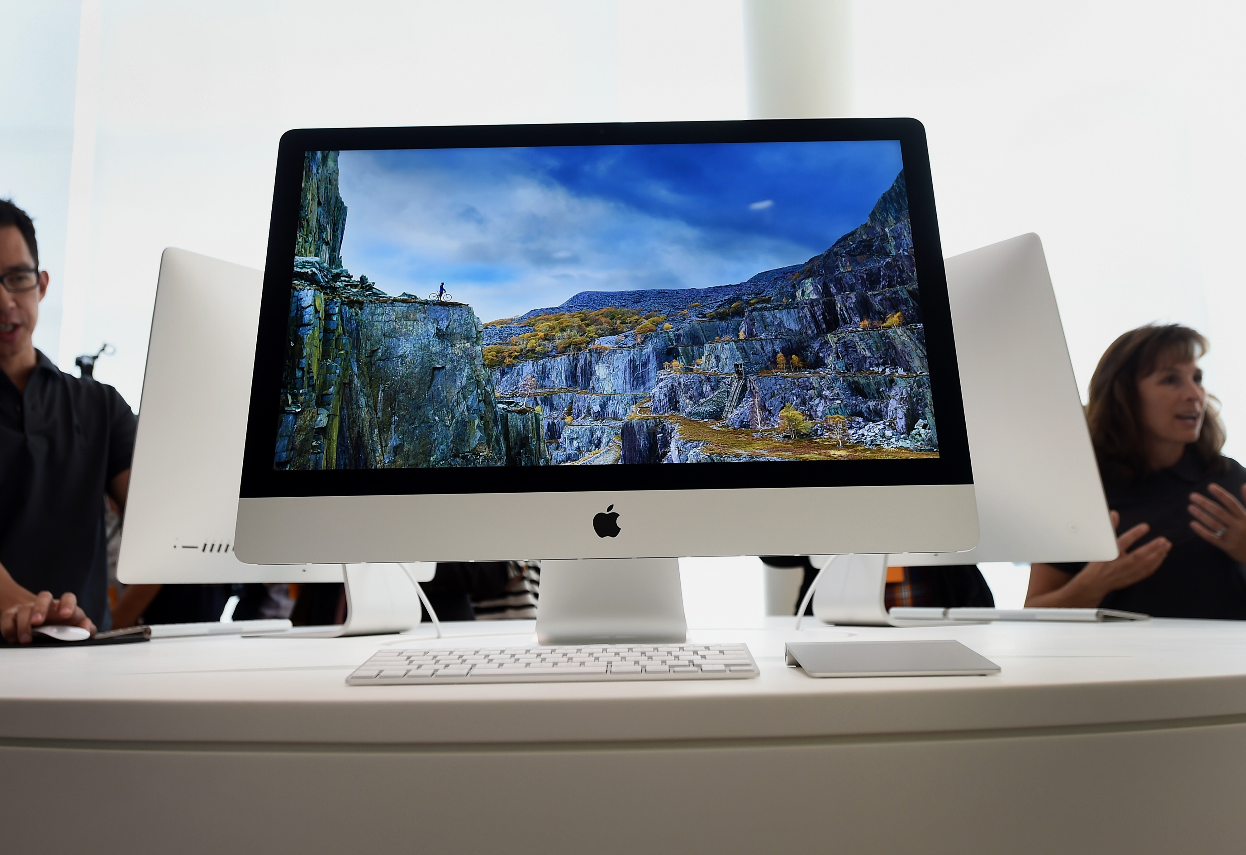 Apple Inc. Announces The New iPad Air 2 And iPad Mini 3