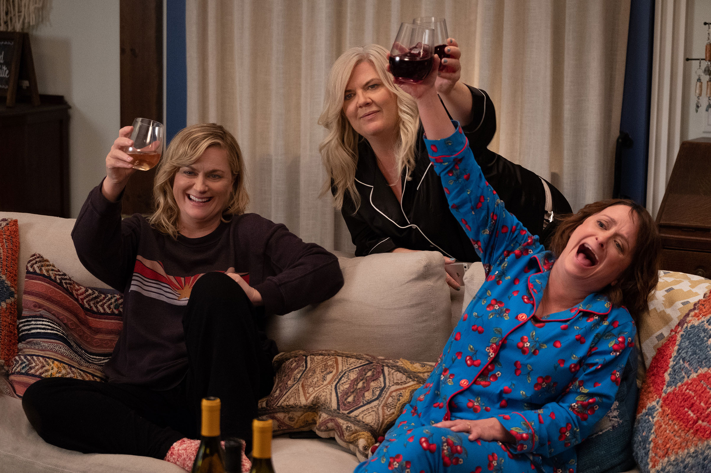 Poehler, Pell and Dratch: a toast to the miseries of middle age!