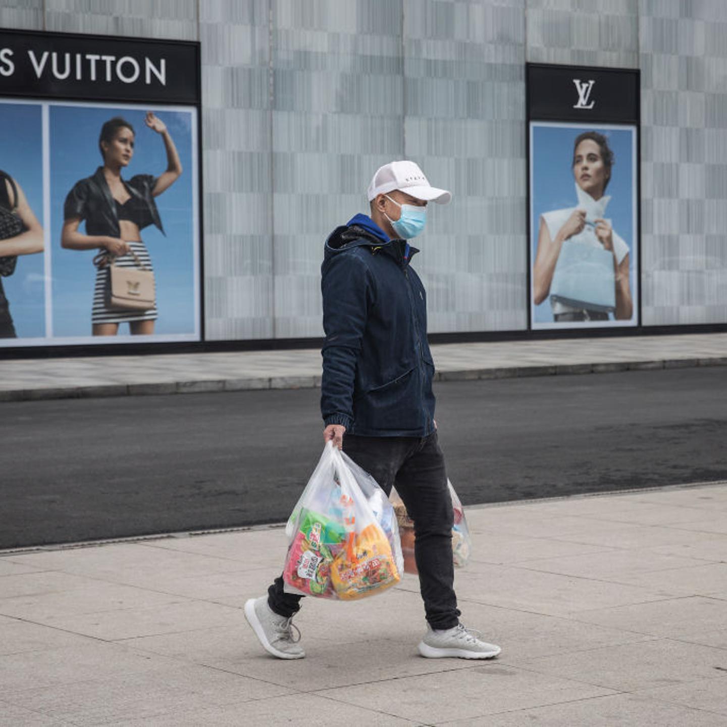 Shopping Malls Are Gradually Back In Business In Wuhan