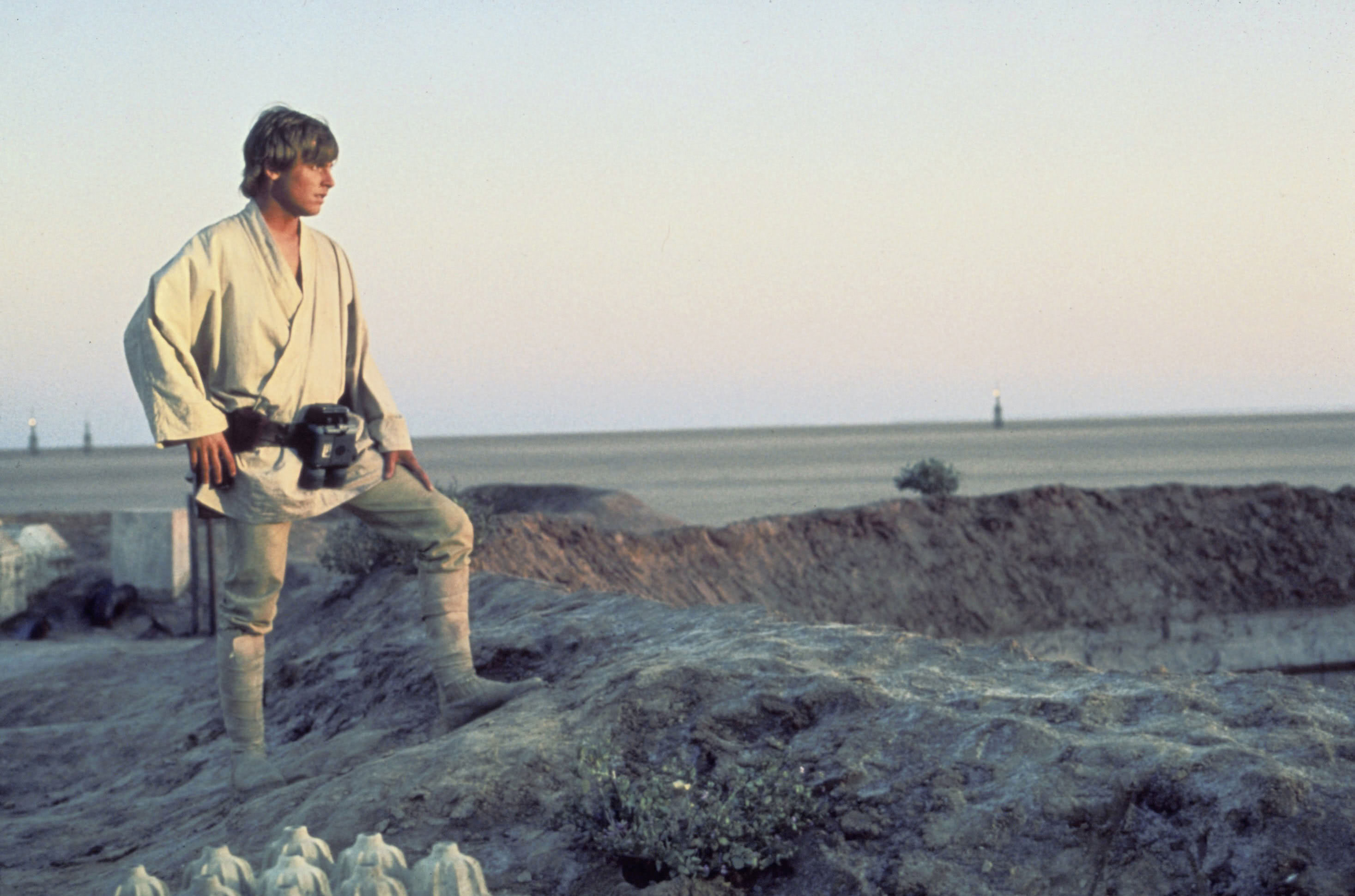 Mark Hamill as Luke Skywalker on the Tatooine set of Star Wars: Episode IV - A New Hope