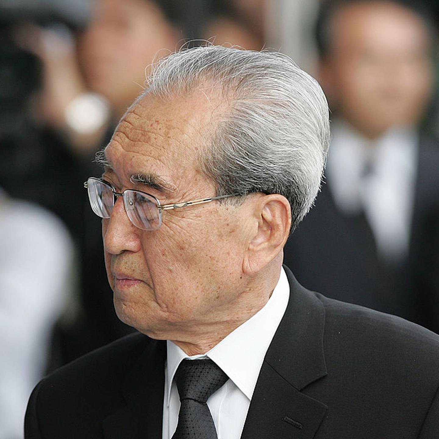 Kim Ki-nam attends the memorial for former South Korean President Kim Dae-jung at the National Assembly in Seoul, South Korea, on August 21, 2009.