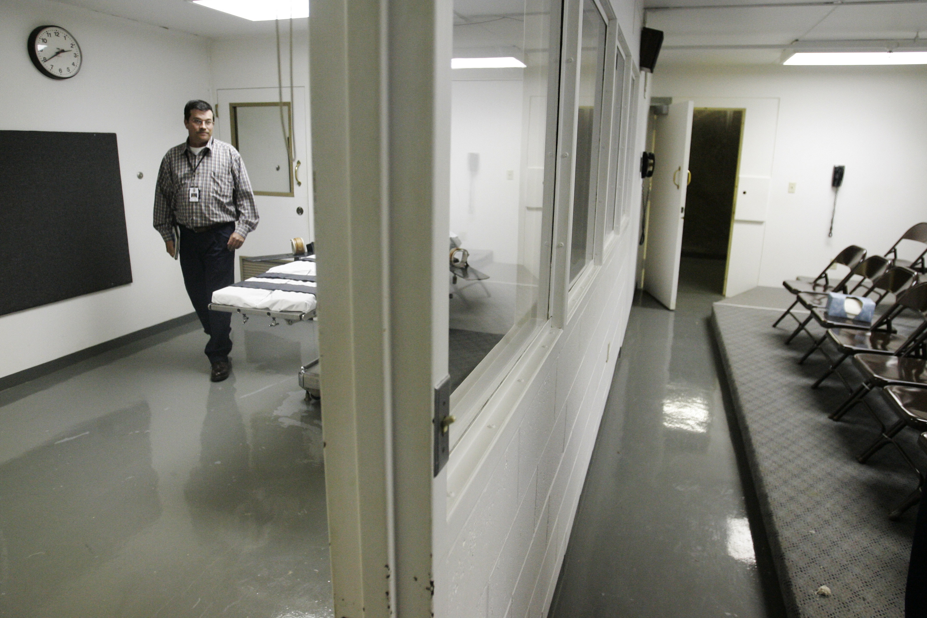 The execution chamber at the Oklahoma prison where Clayton Lockett was put to death in 2014
