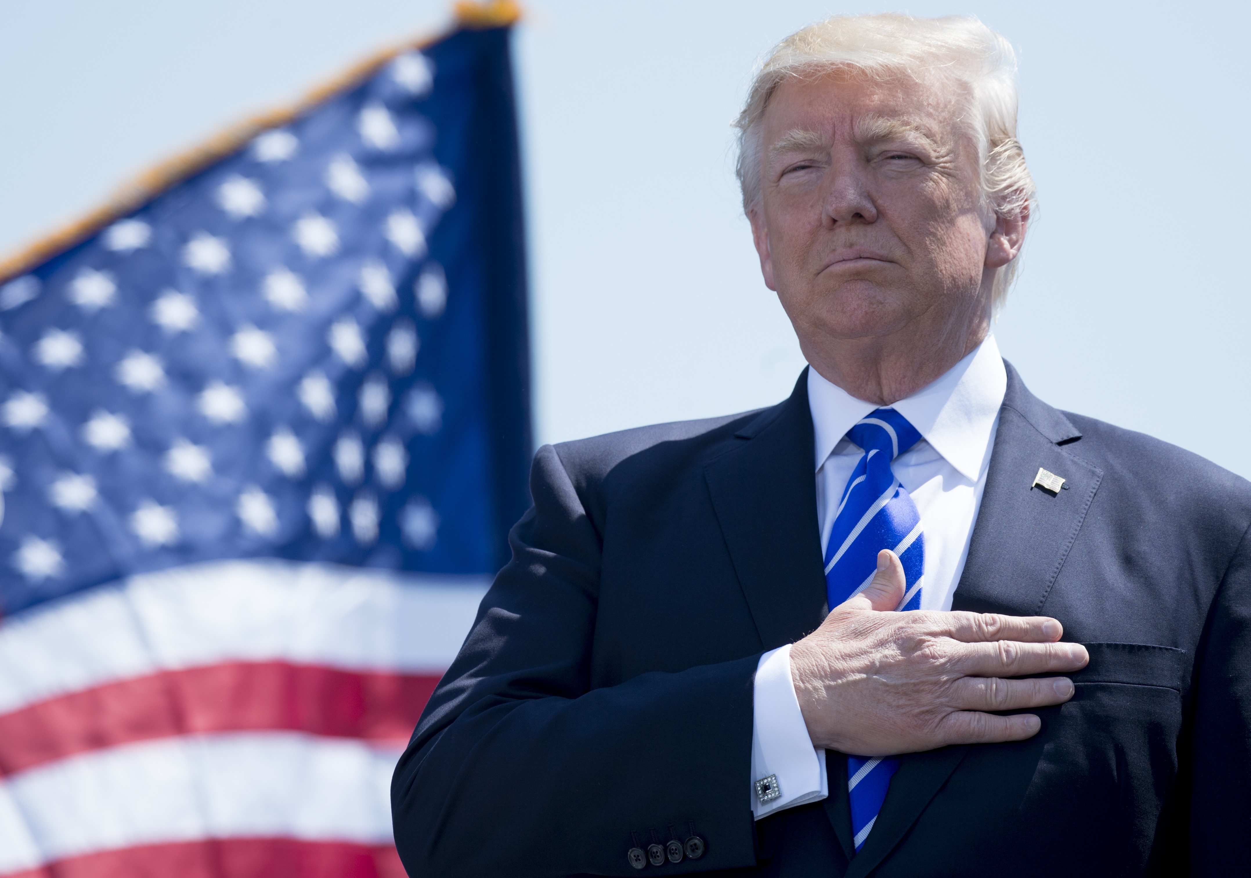 US-POLITICS-TRUMP-COMMENCEMENT